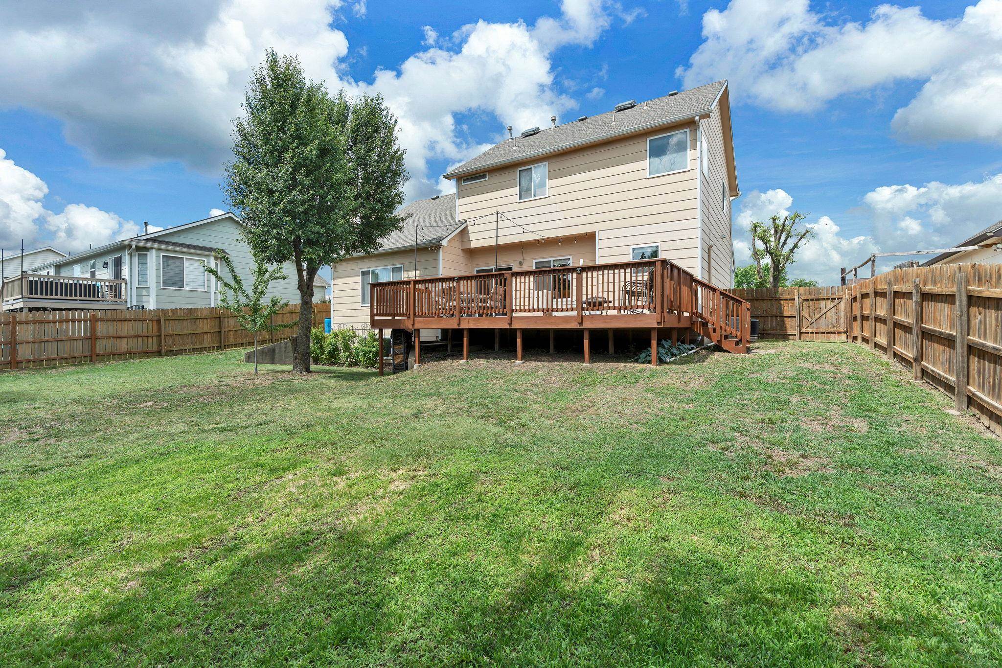 1824 S Stoneybrook Street Wichita KS 67207