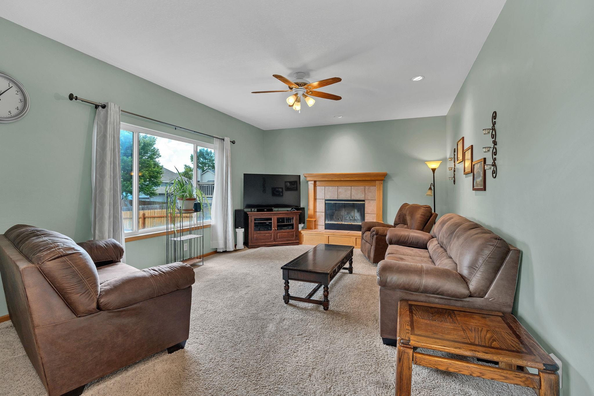 1824 S Stoneybrook Street Wichita KS 67207