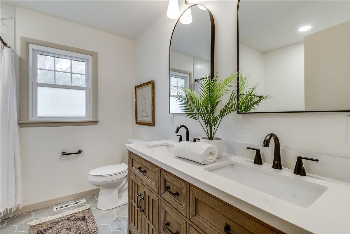 1611 N Rock Road Mulvane KS 67110