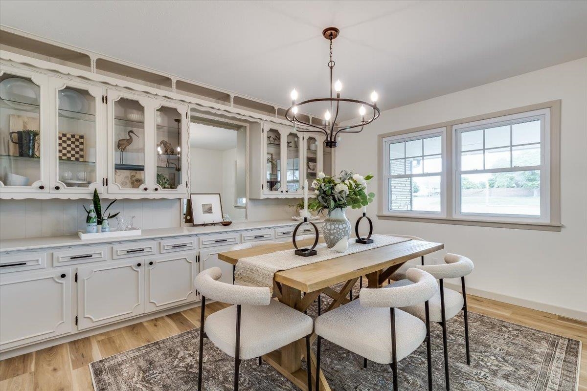 1611 N Rock Road Mulvane KS 67110