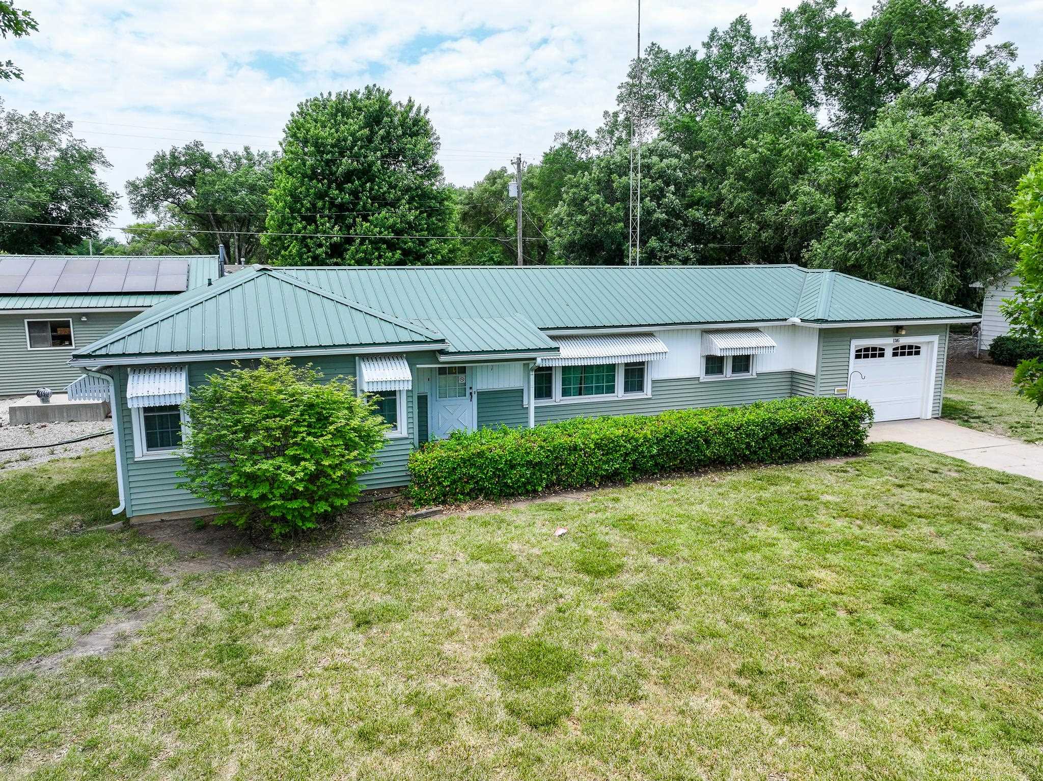 1305 N Country Club Road El Dorado KS 67042