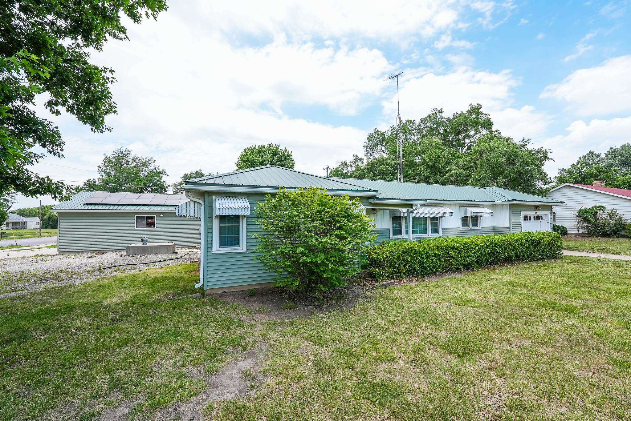1305 N Country Club Road El Dorado KS 67042