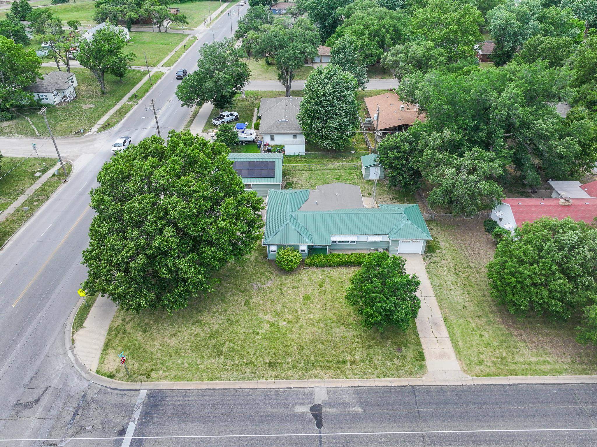 1305 N Country Club Road El Dorado KS 67042