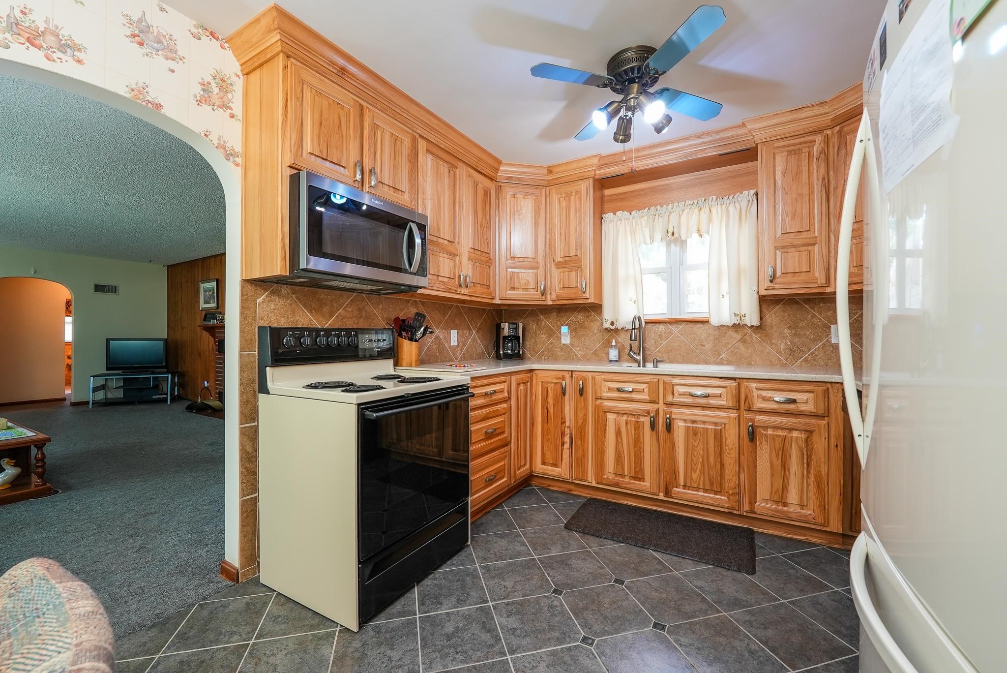 1305 N Country Club Road El Dorado KS 67042