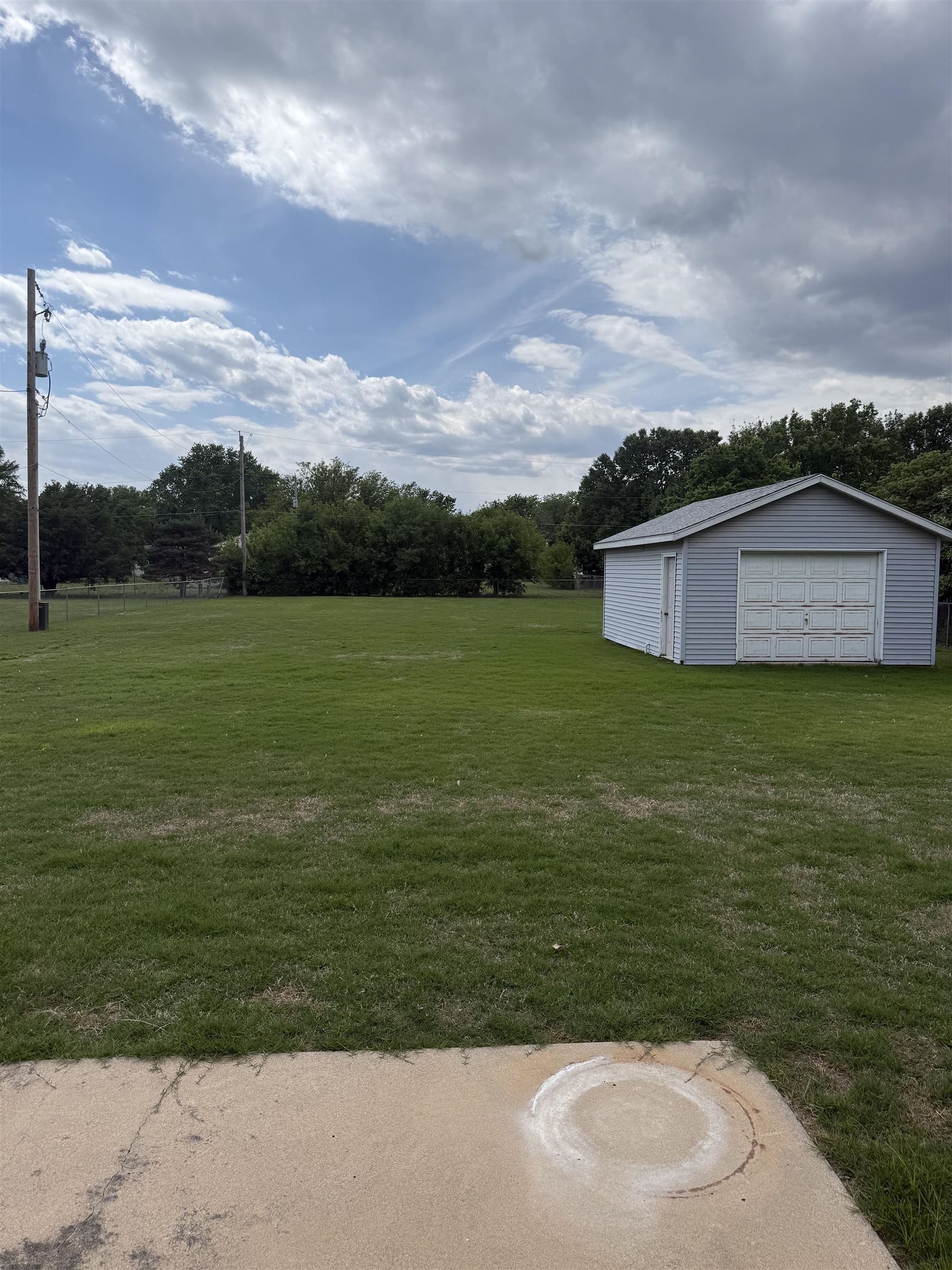 5461 N Delaware Wichita KS 67204