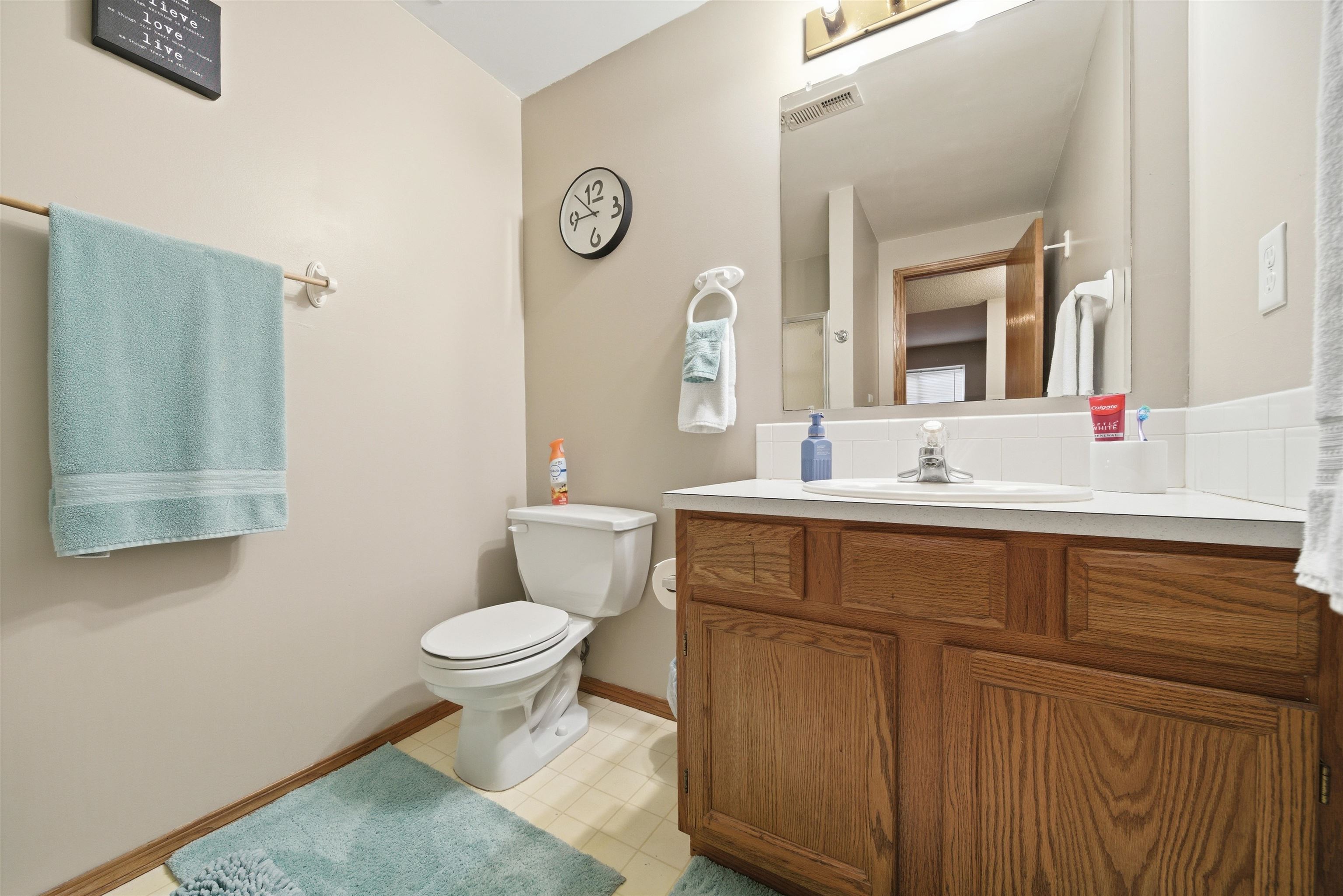 10202 W Prairie Woods Wichita KS 67209