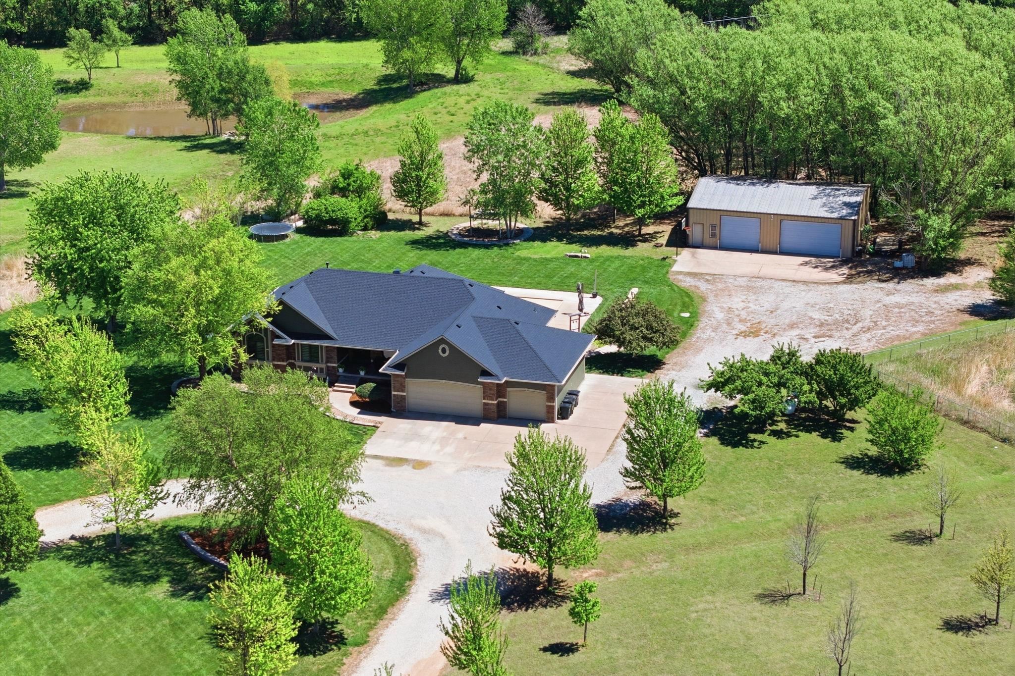 6402 Busy Bee Court Andale KS 67001