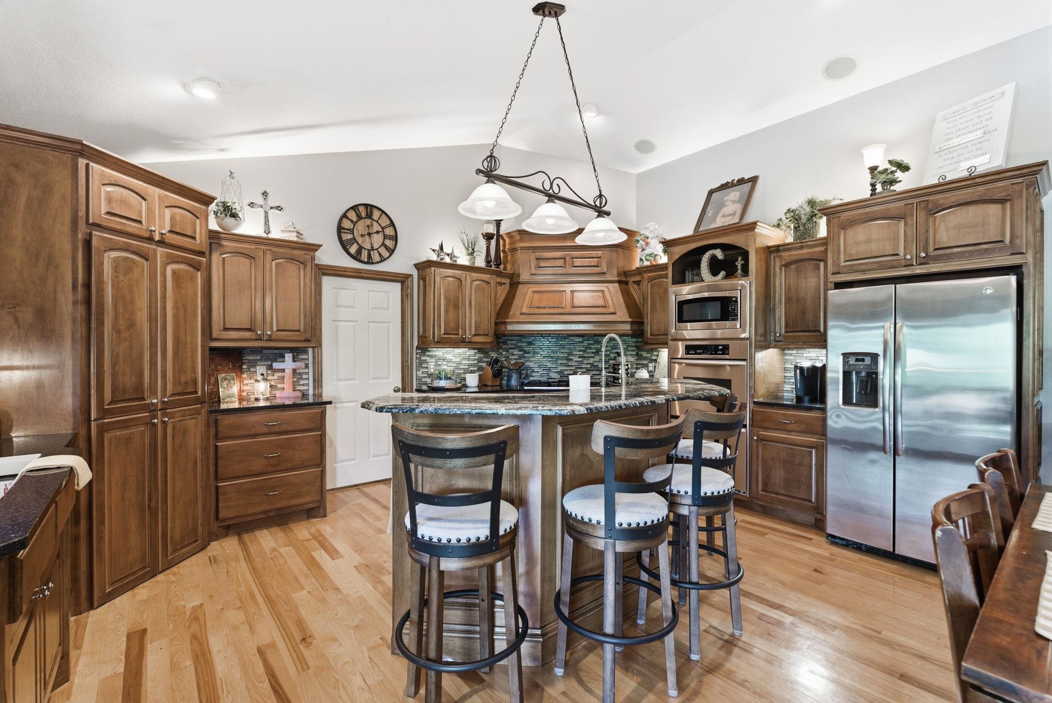 6402 Busy Bee Court Andale KS 67001