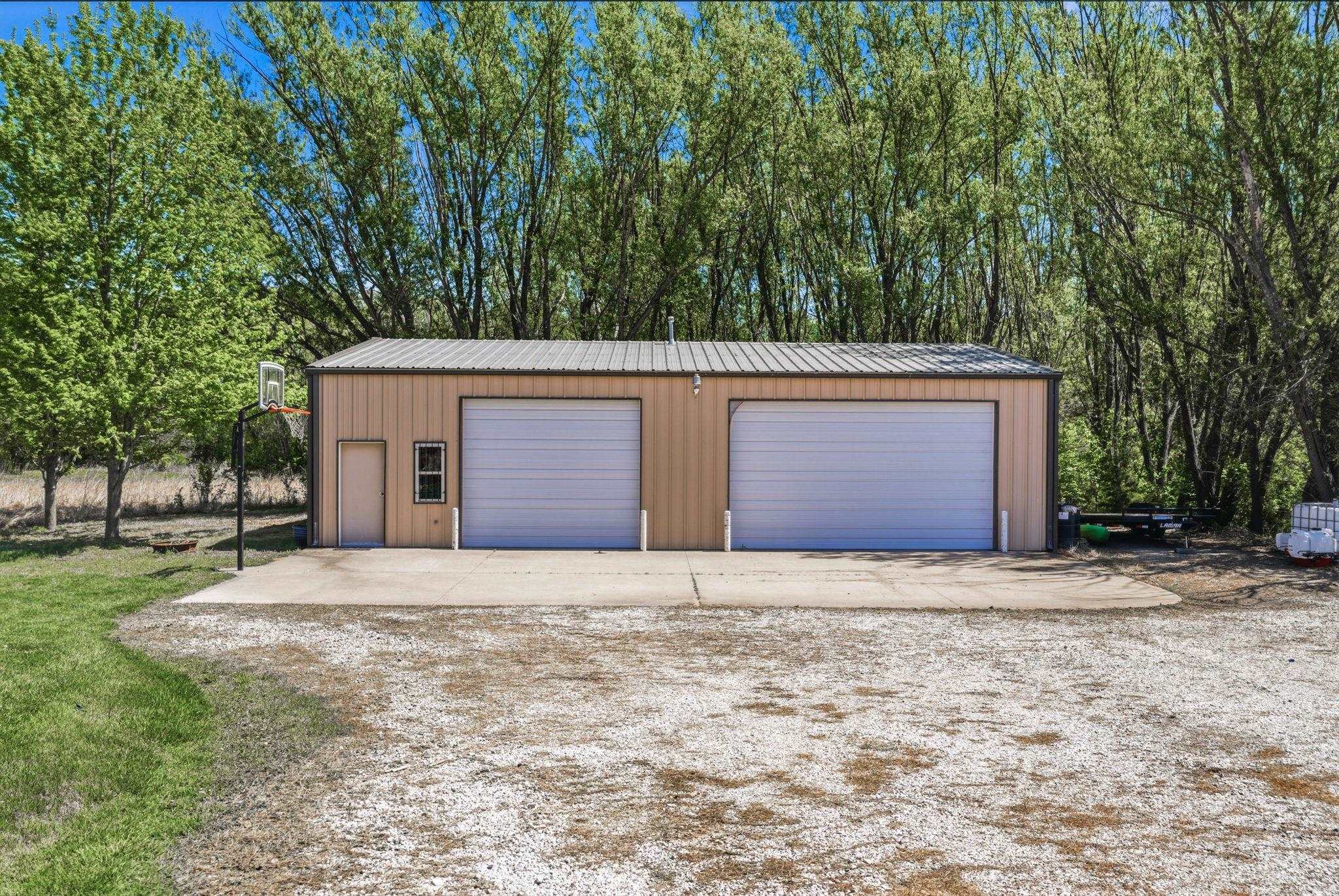 6402 Busy Bee Court Andale KS 67001