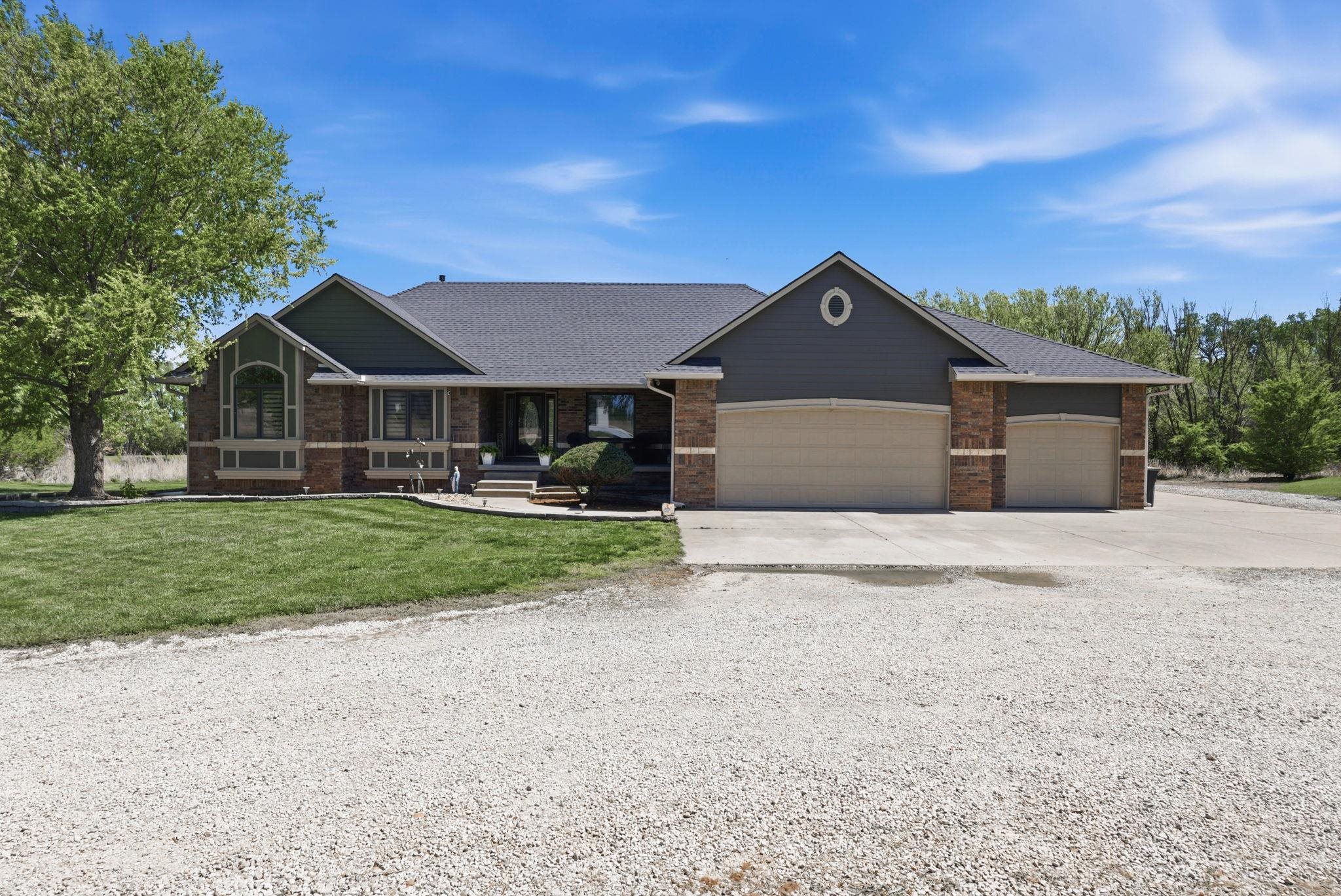6402 Busy Bee Court Andale KS 67001