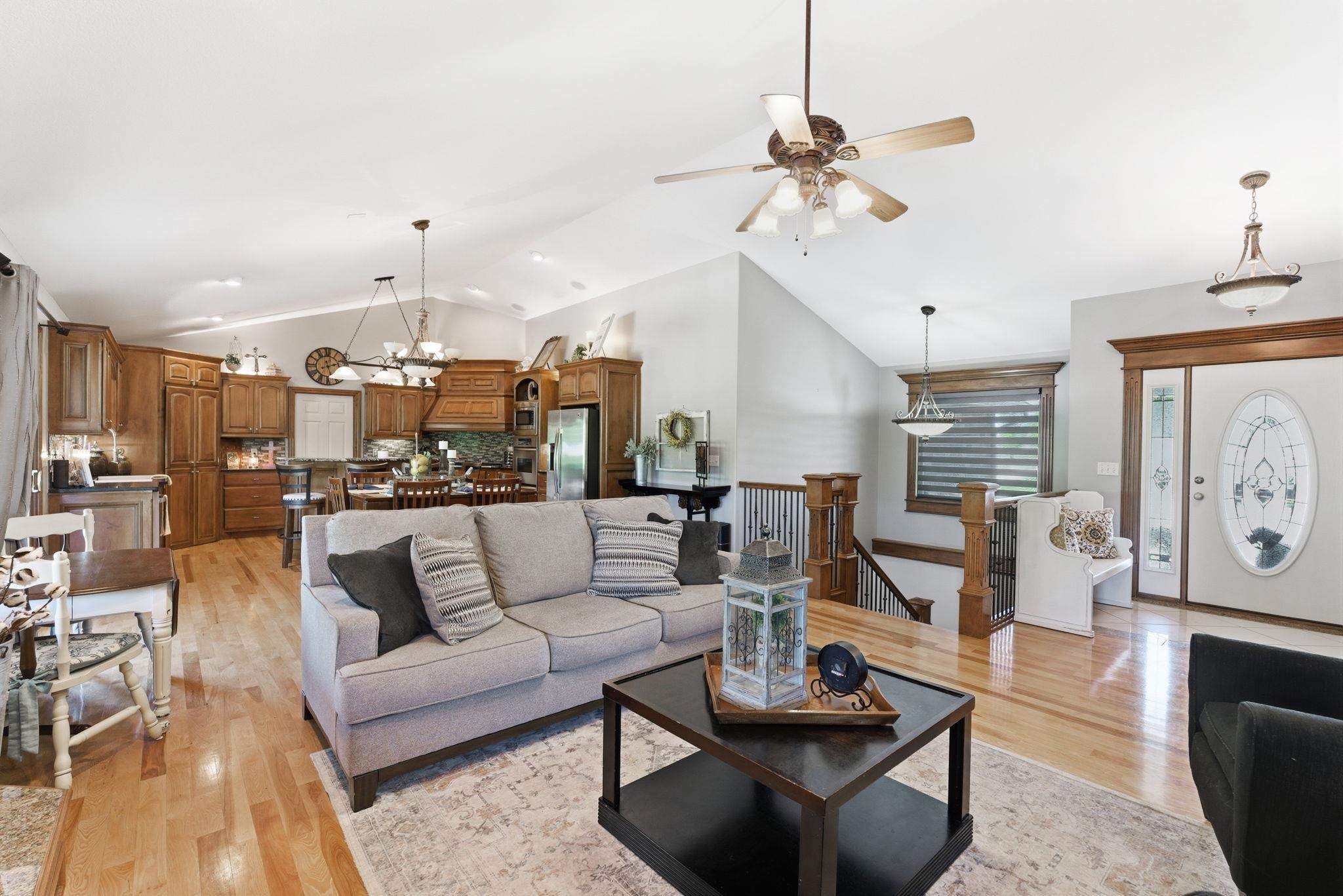 6402 Busy Bee Court Andale KS 67001