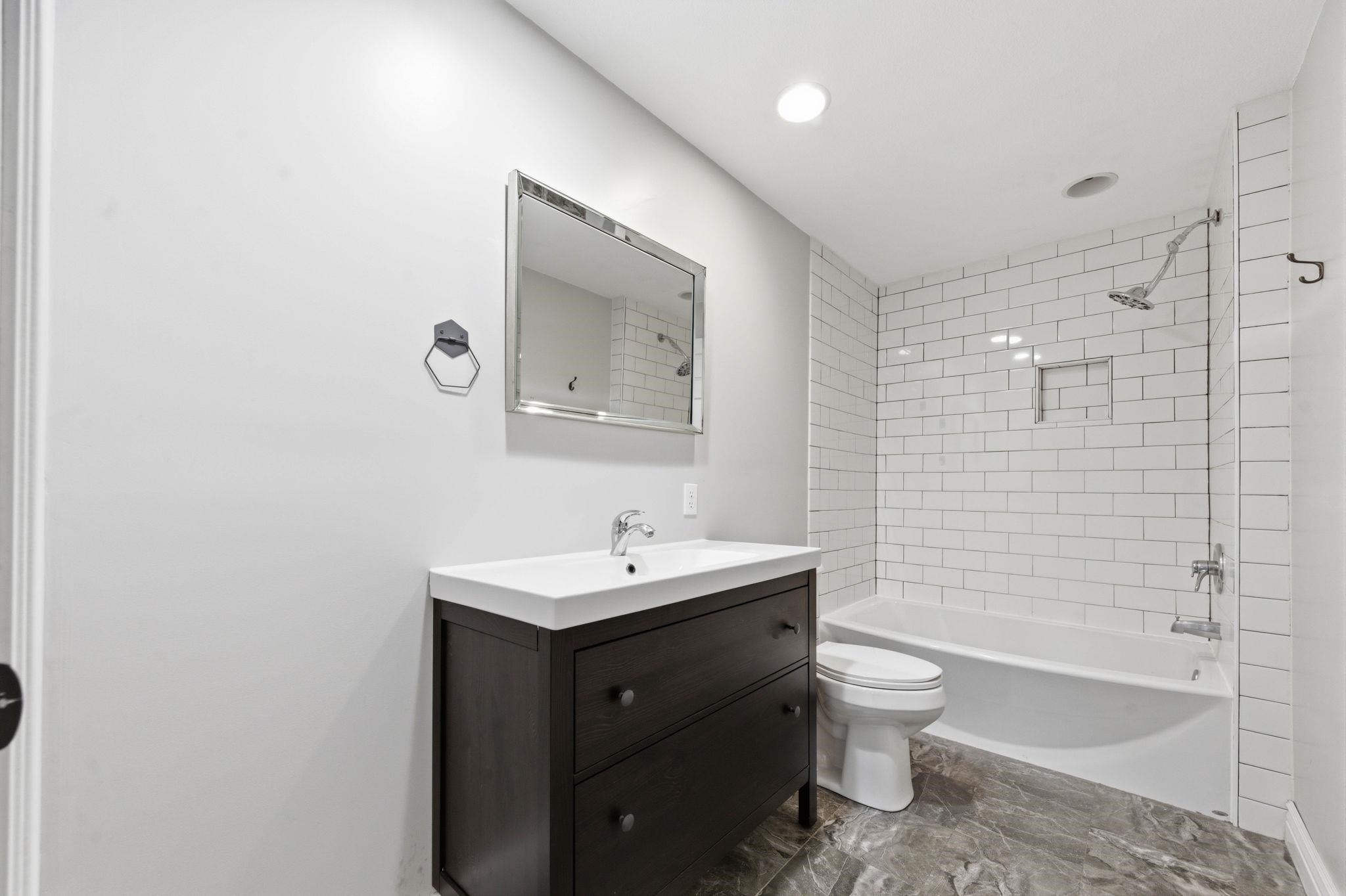 2602 E Kite Wichita KS 67219