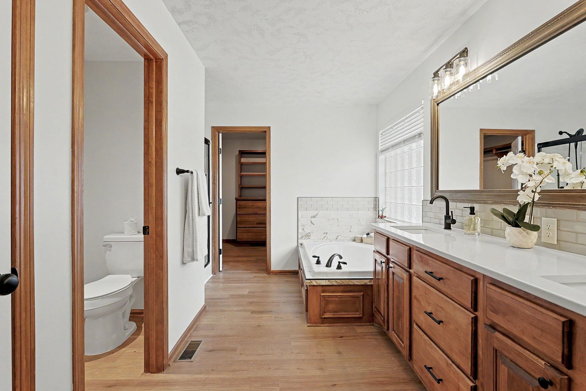 1042 N Beau Jardin Circle Derby KS 67037