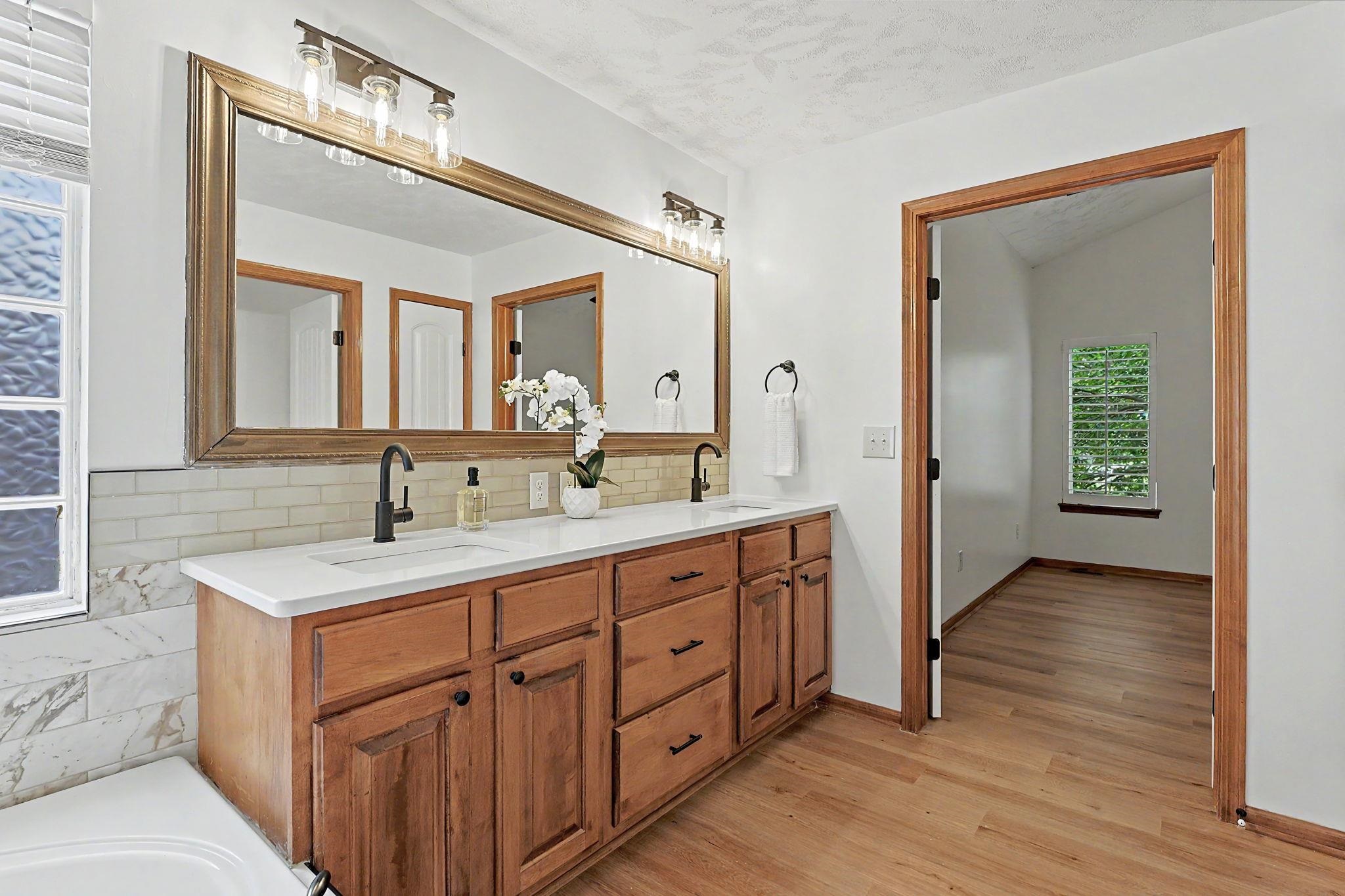 1042 N Beau Jardin Circle Derby KS 67037