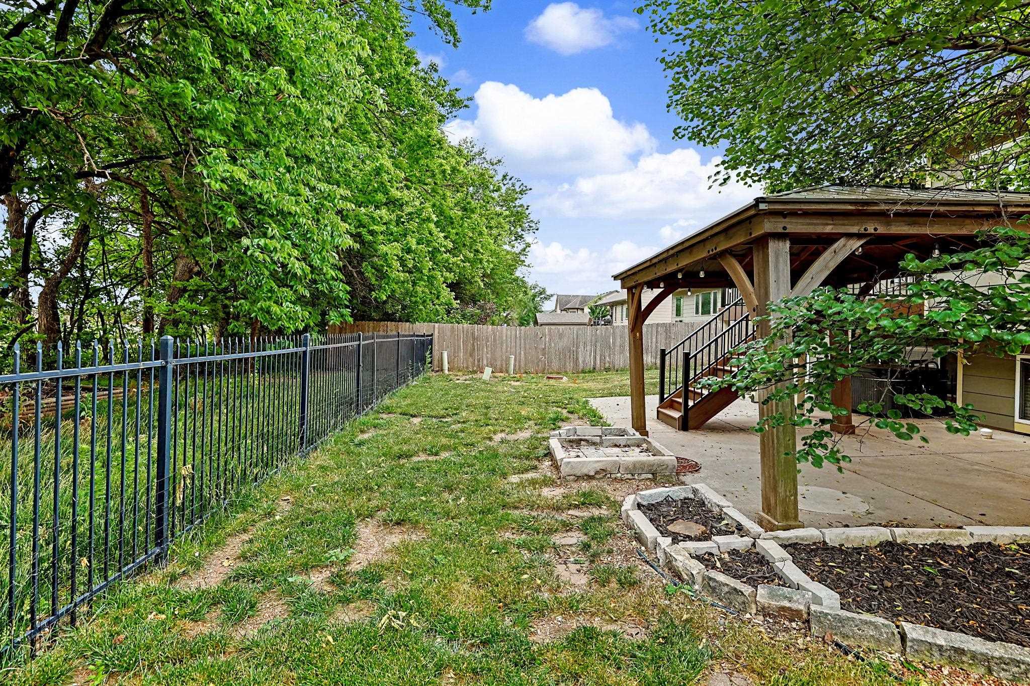 1042 N Beau Jardin Circle Derby KS 67037