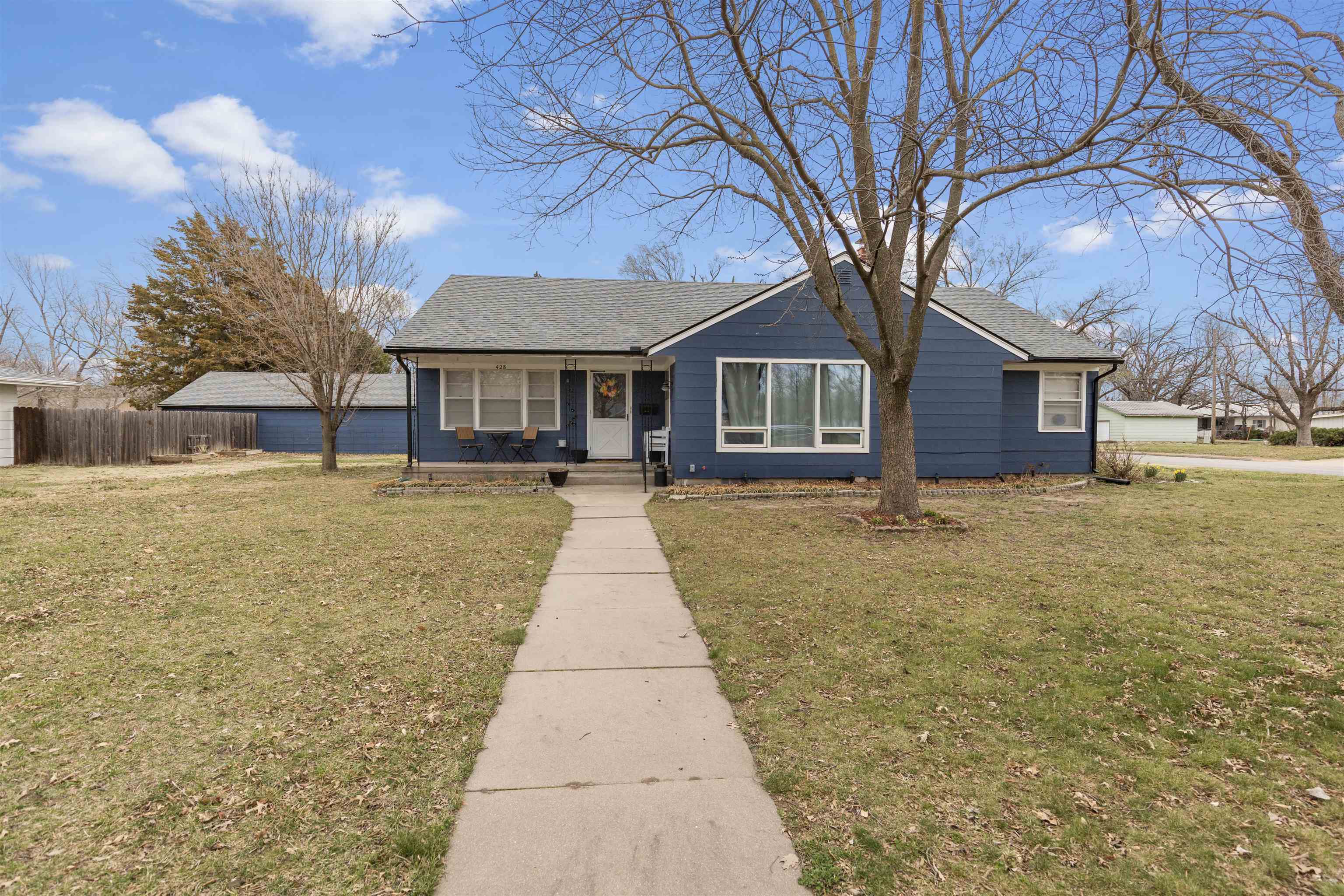 428 College Street Halstead KS 67056