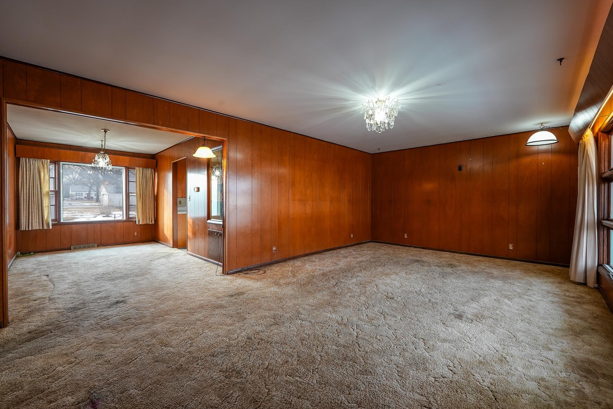 111 S Jefferson Street Eureka KS 67045