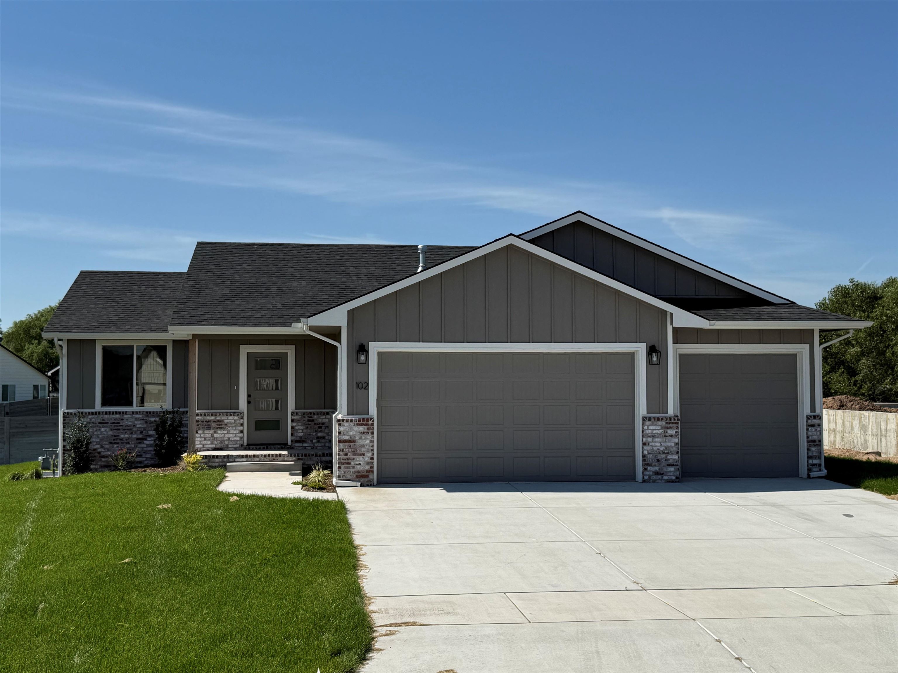 102 E Poplar Court Goddard KS 67052