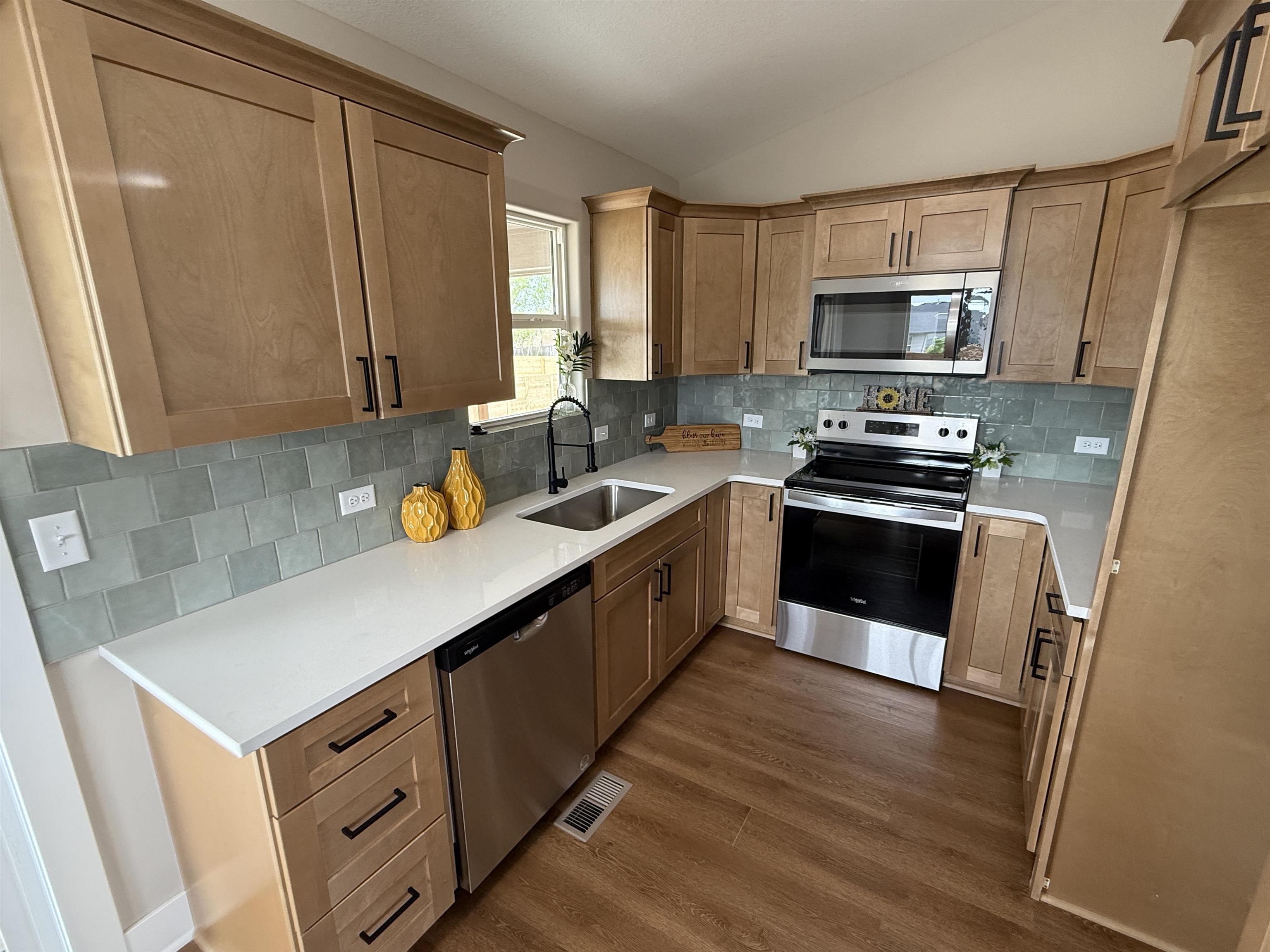 102 E Poplar Court Goddard KS 67052