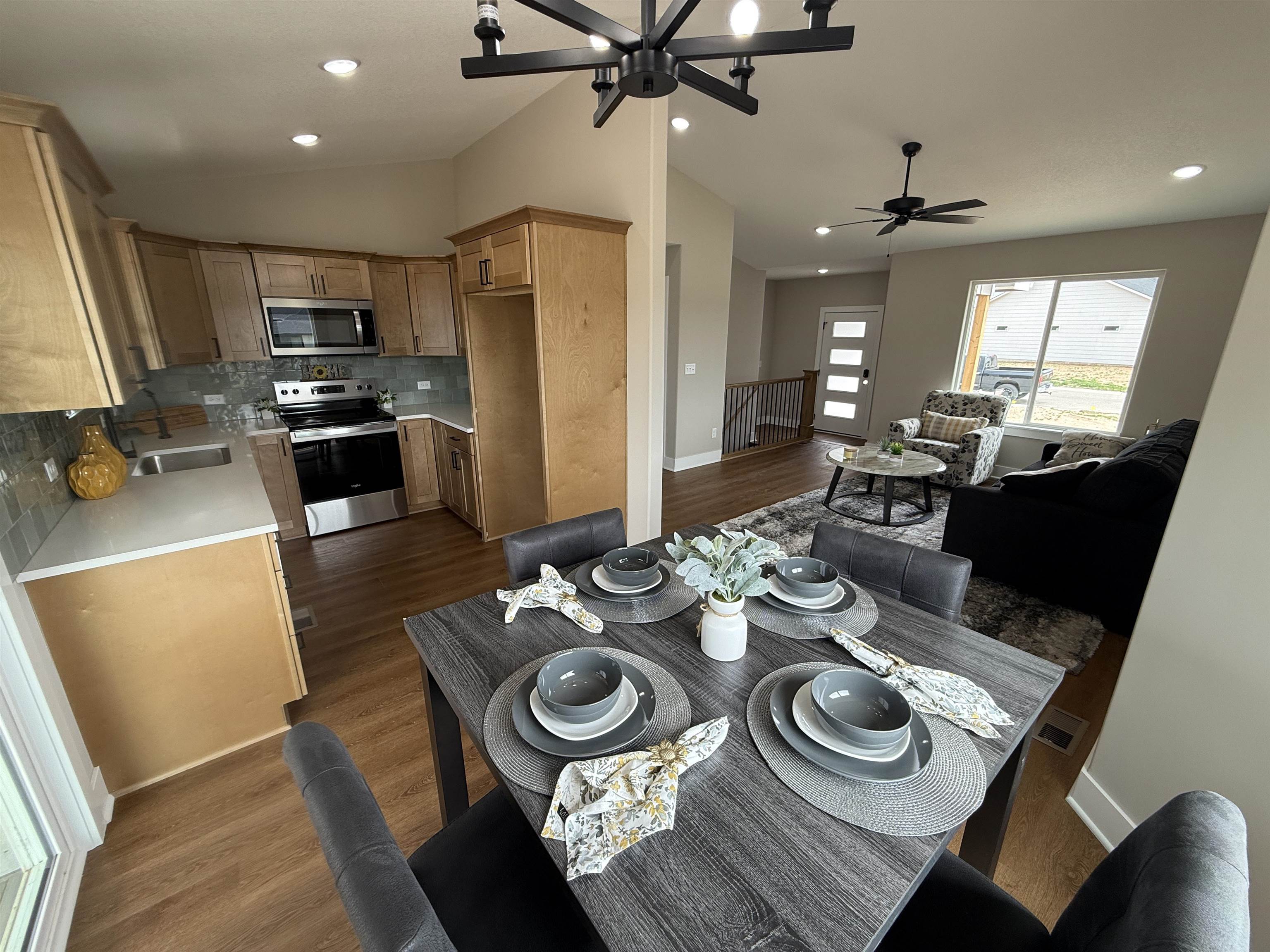 102 E Poplar Court Goddard KS 67052