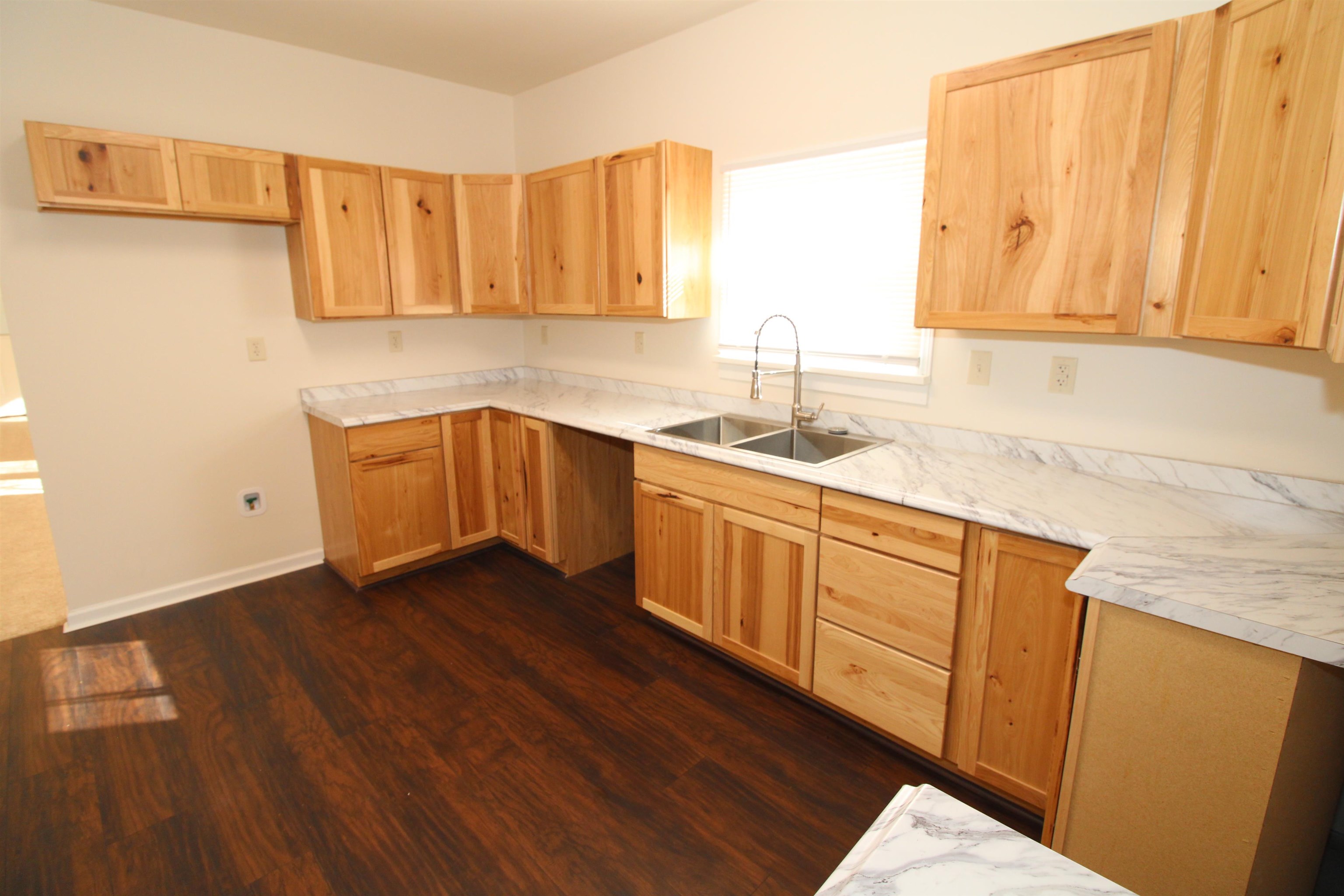 803 & 803 1/2 N Taylor Street El Dorado KS 67042