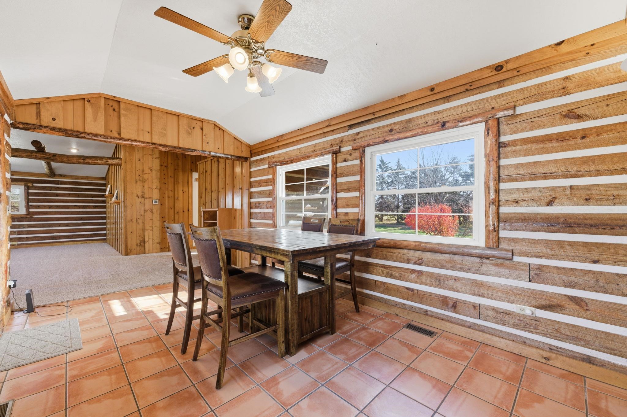 1222 E 110th Belle Plaine KS 67013