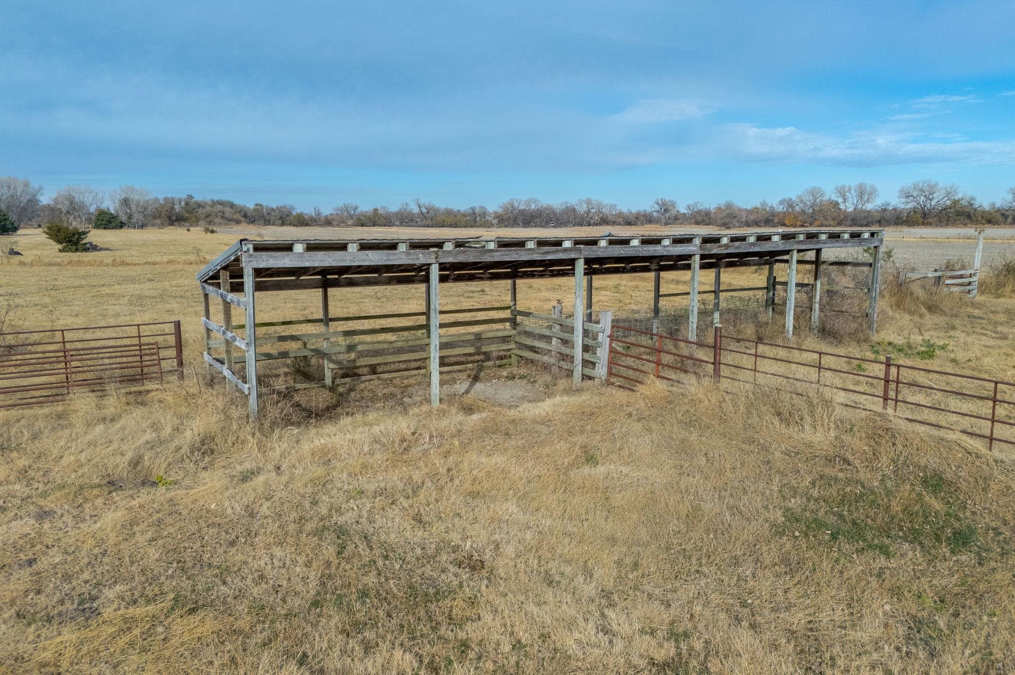 1222 E 110th Belle Plaine KS 67013