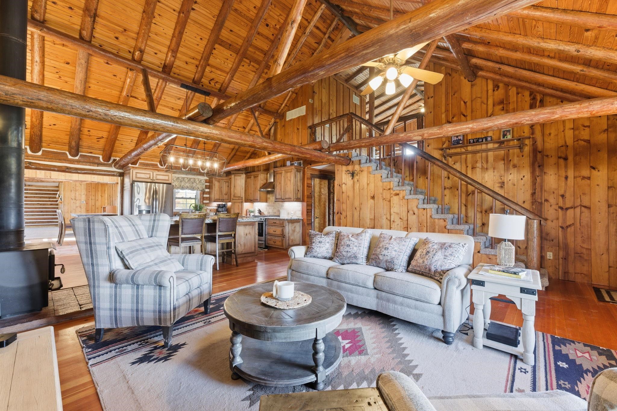 1222 E 110th Belle Plaine KS 67013