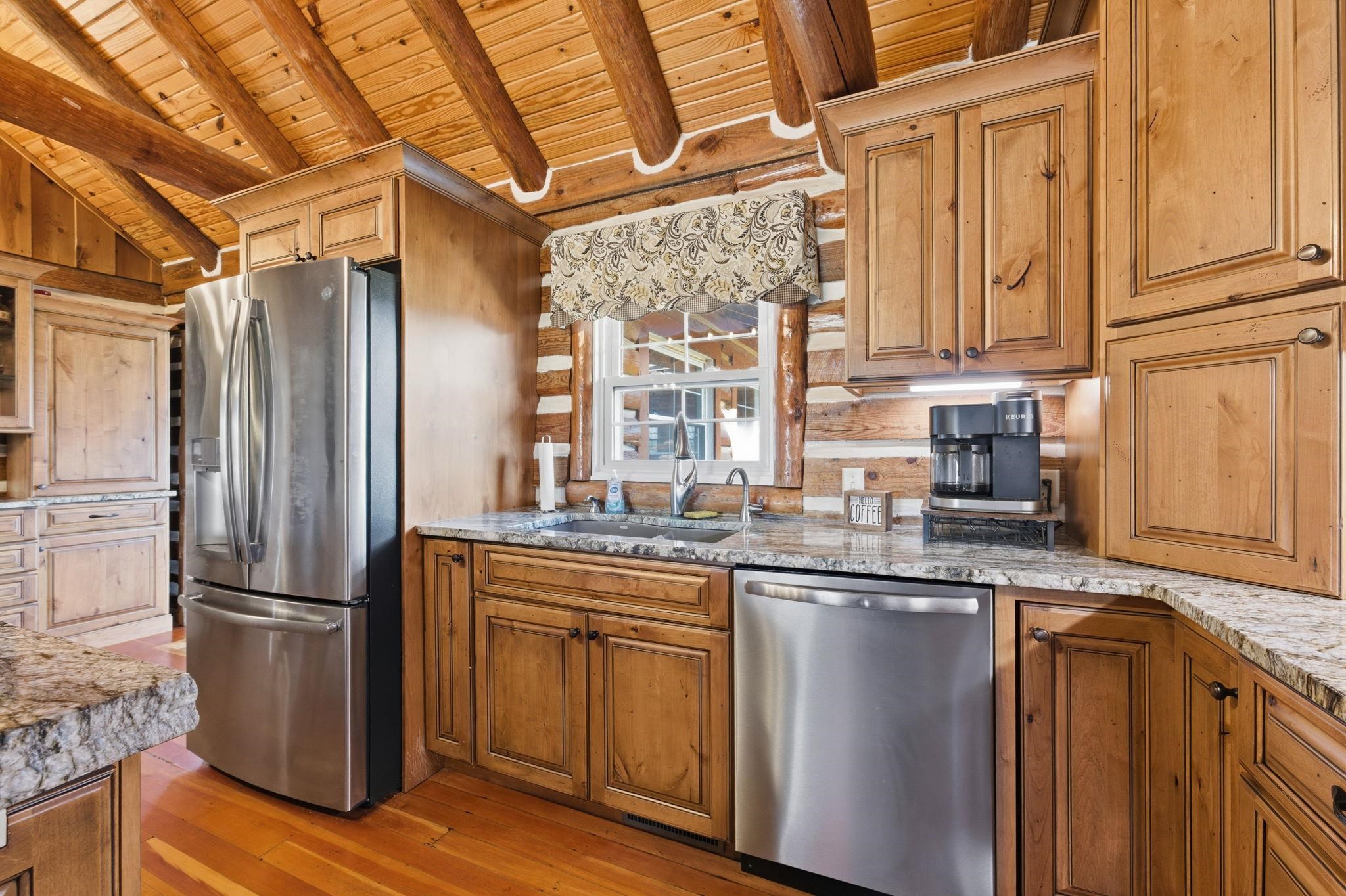 1222 E 110th Belle Plaine KS 67013