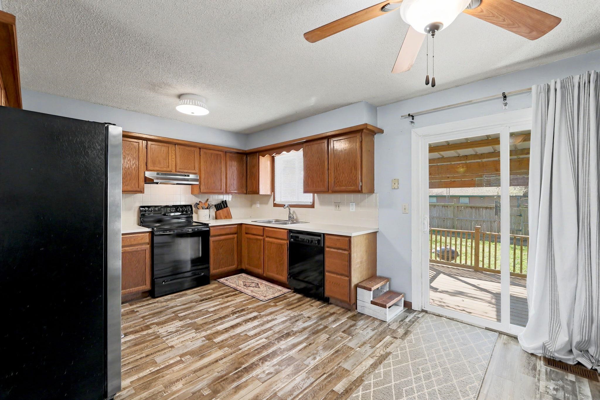 103 W Rockwood Mulvane KS 67110