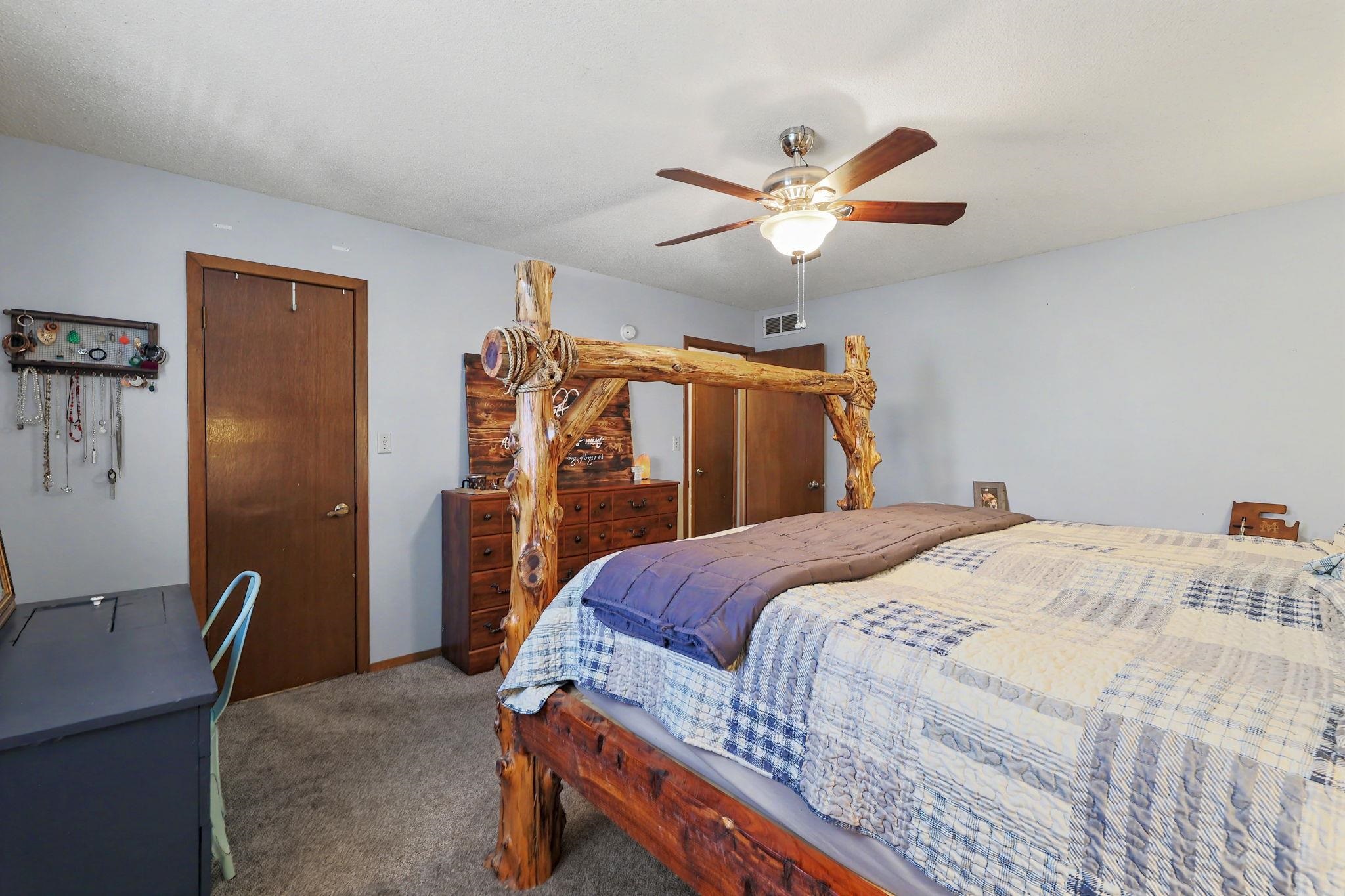 103 W Rockwood Mulvane KS 67110