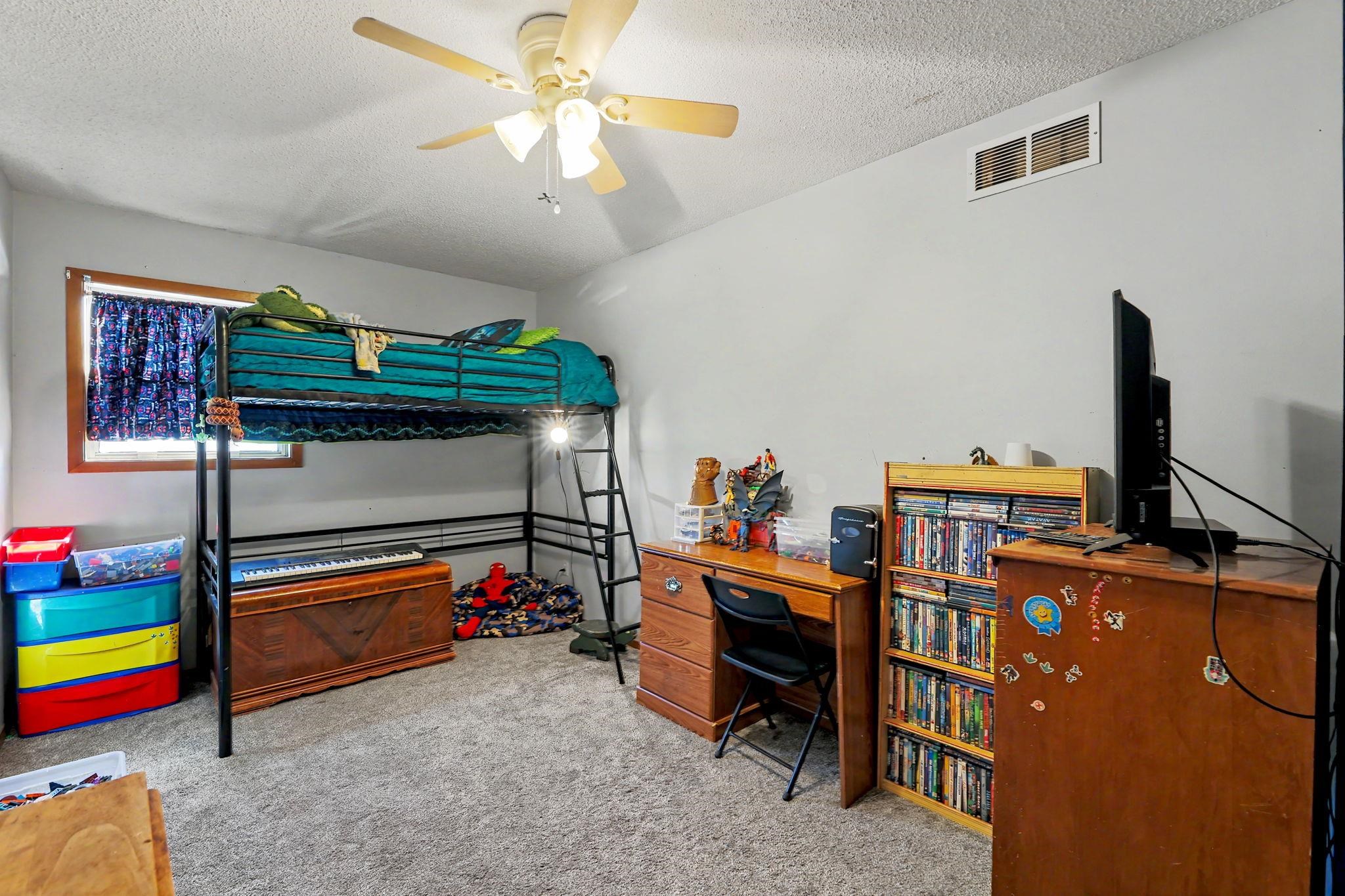 103 W Rockwood Mulvane KS 67110
