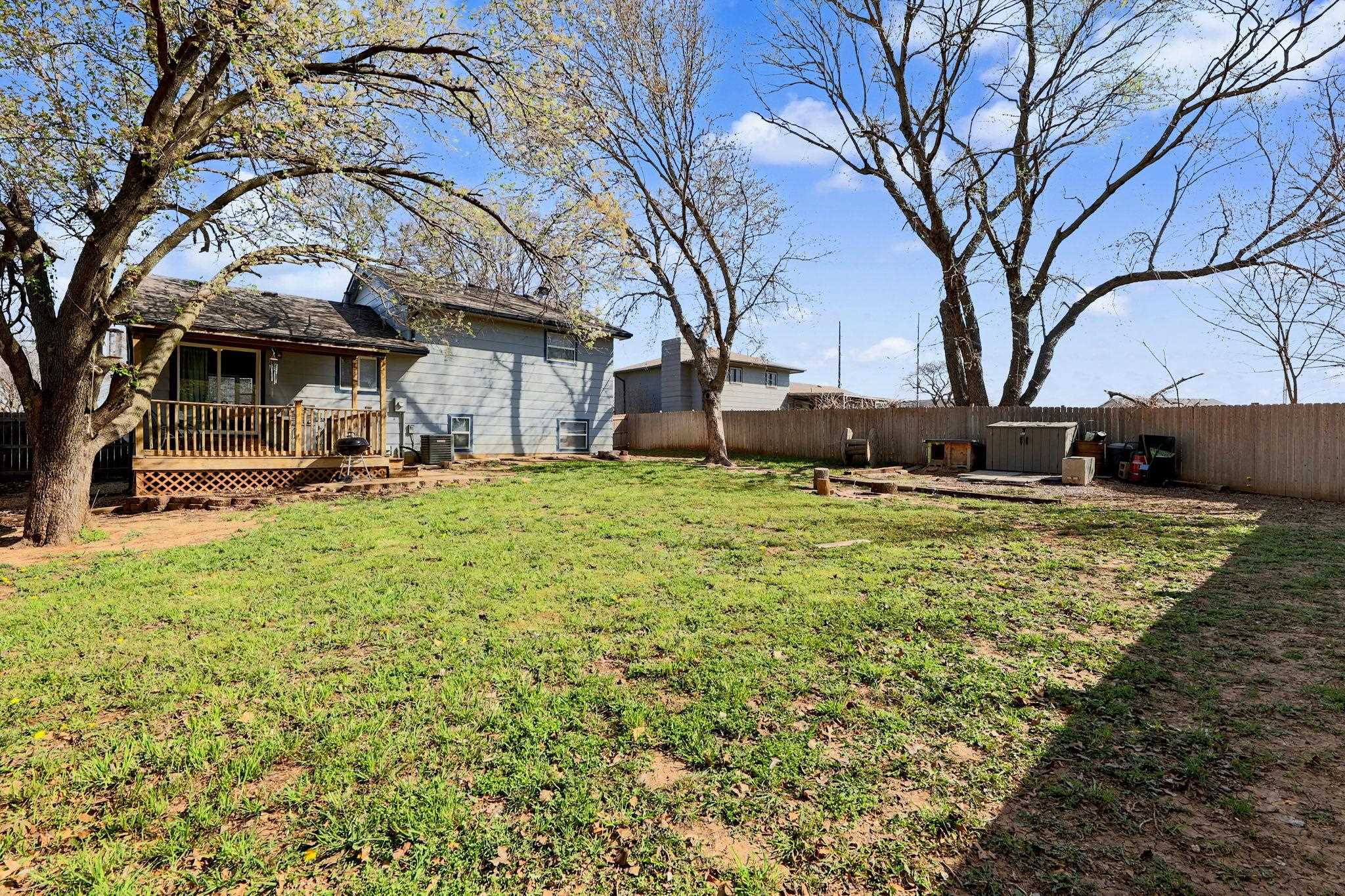 103 W Rockwood Mulvane KS 67110