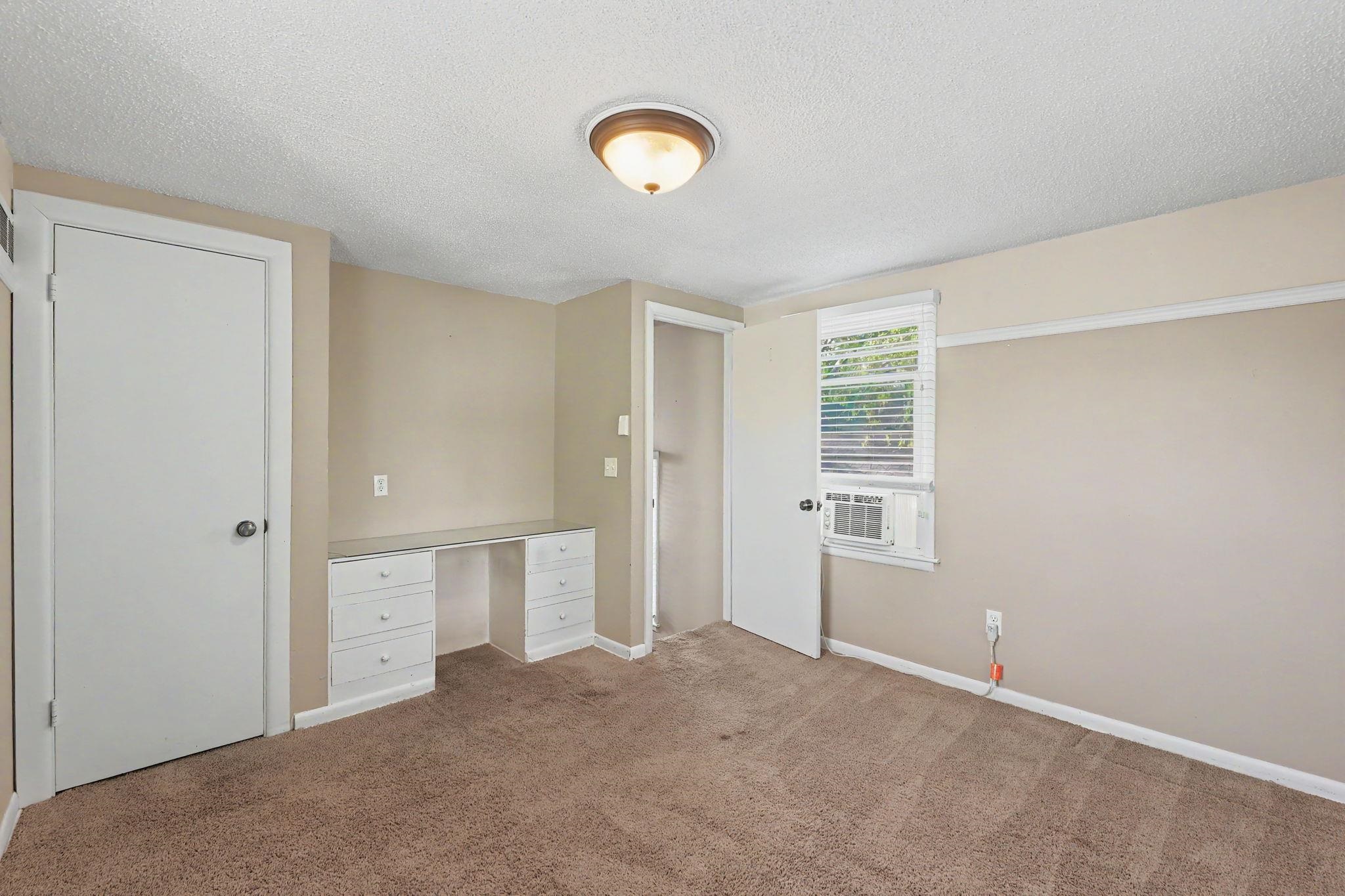 225 S Glendale Wichita KS 67218