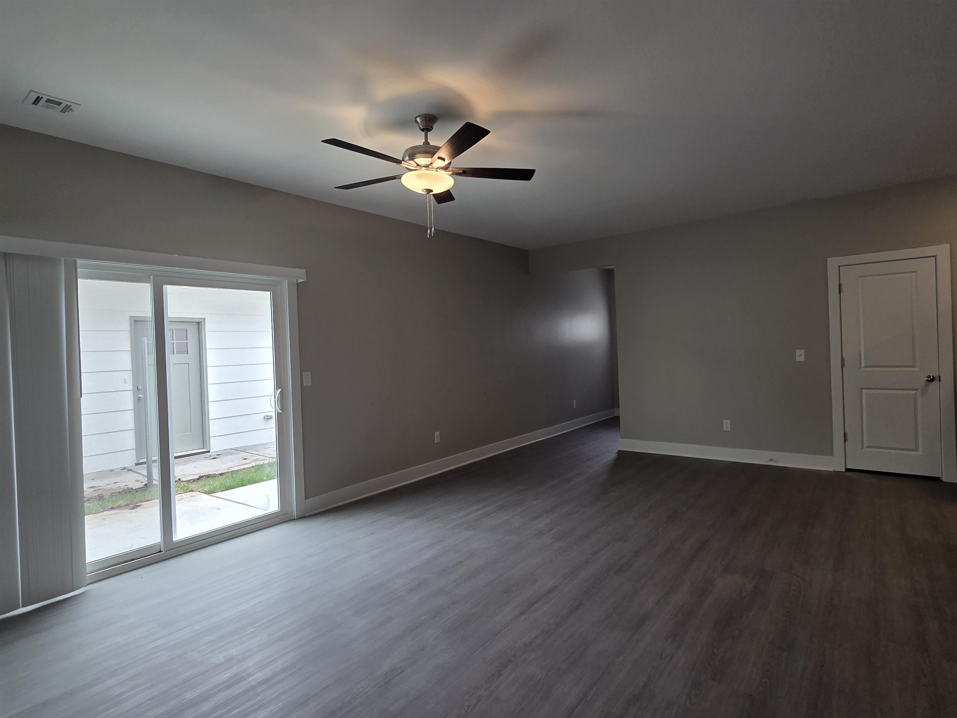 2451 S Wheatland Court Wichita KS 67235