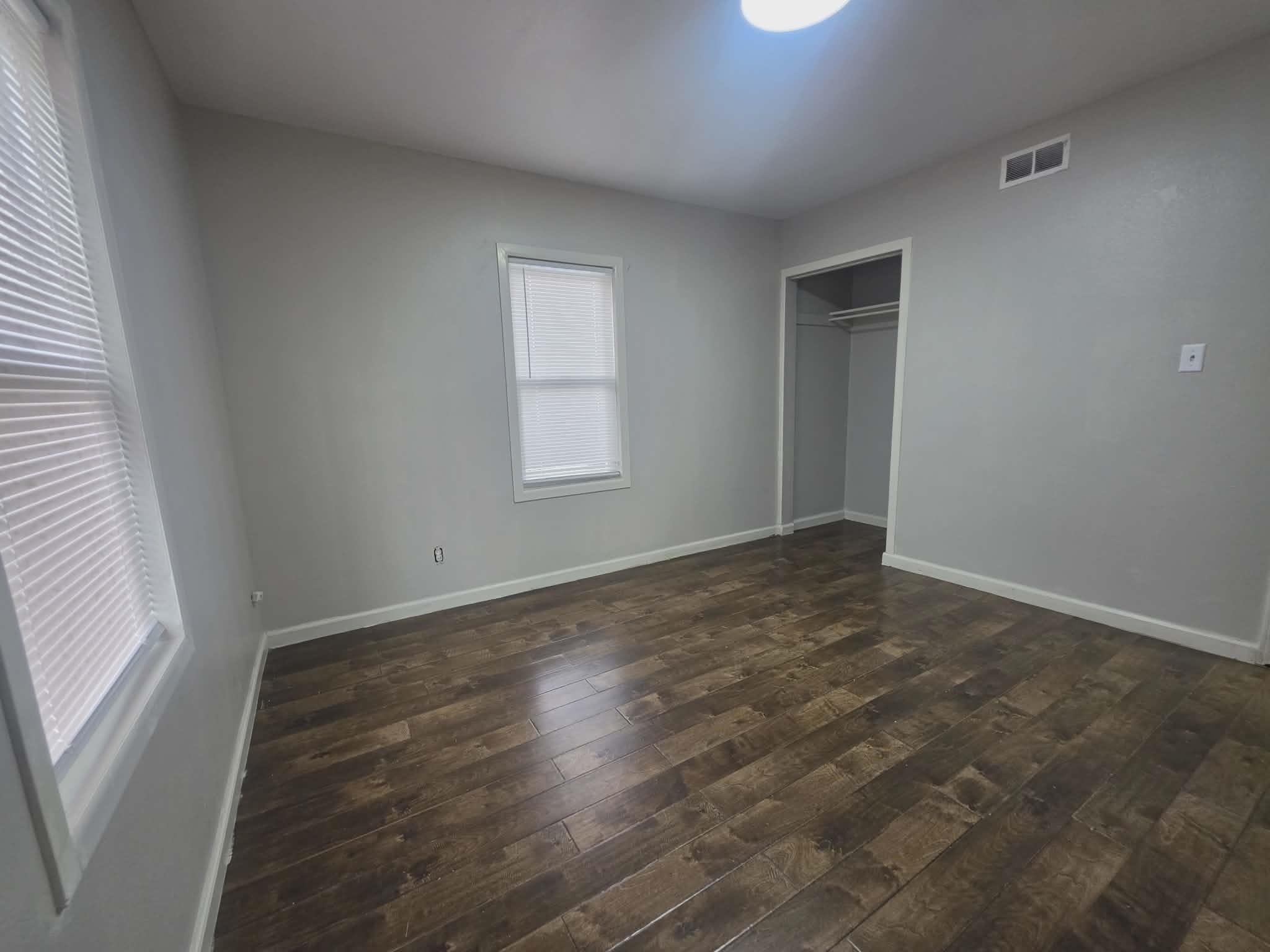813 W 33rd Street N Wichita KS 67204