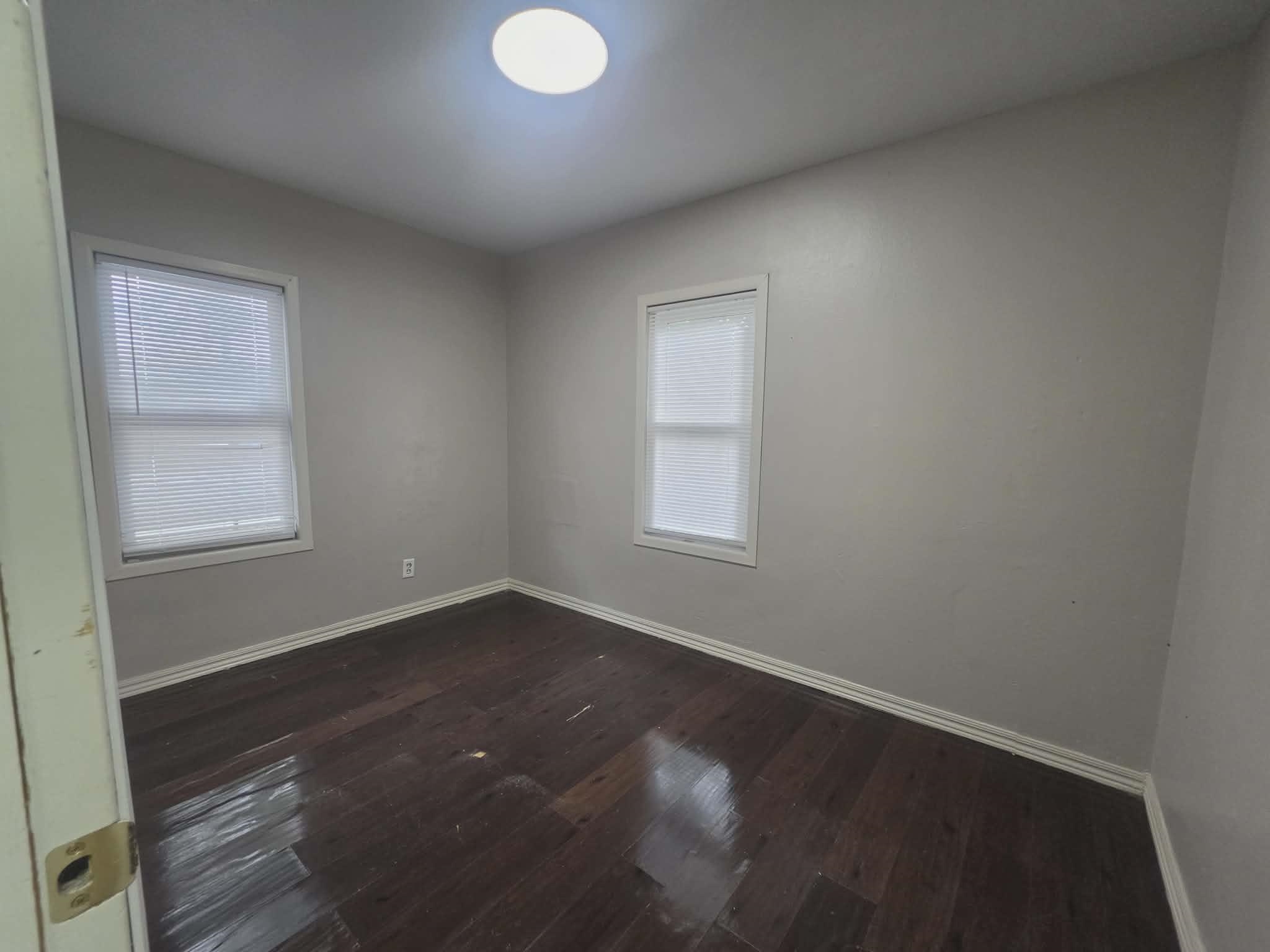 813 W 33rd Street N Wichita KS 67204