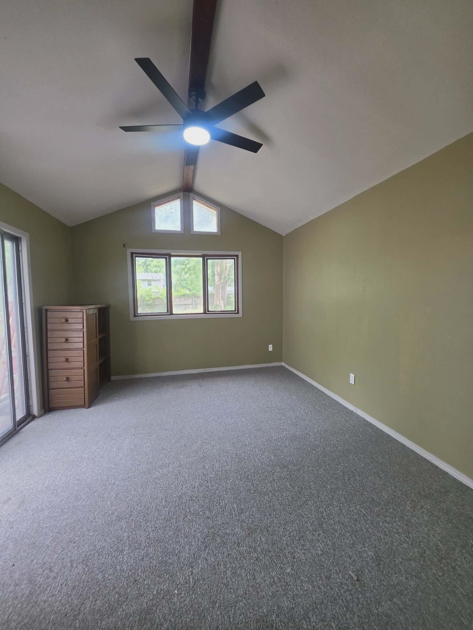 813 W 33rd Street N Wichita KS 67204
