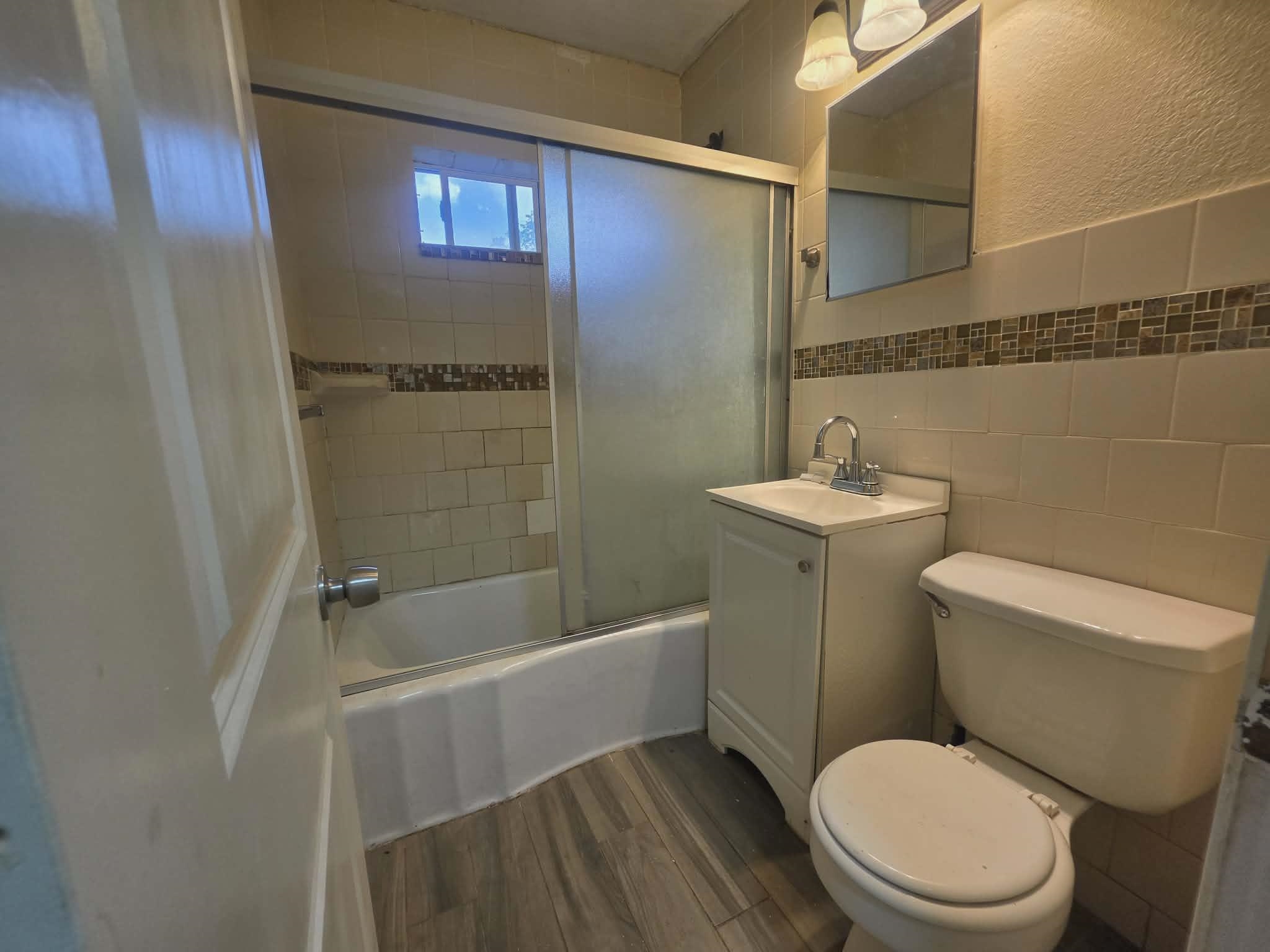 813 W 33rd Street N Wichita KS 67204