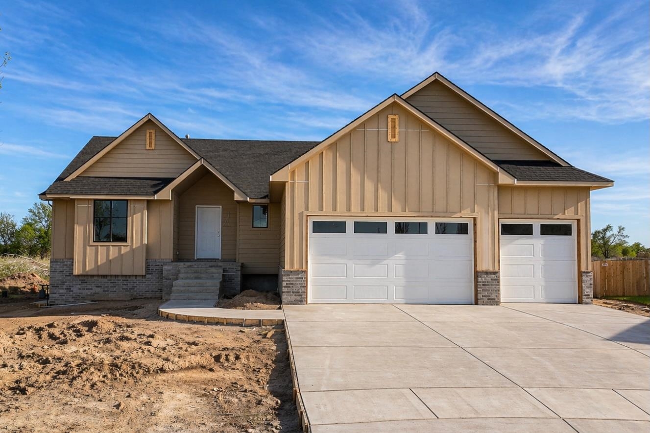 5865 N St Paul Court Wichita KS 67204