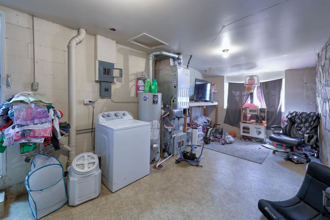 1010 Menor Street Winfield KS 67156