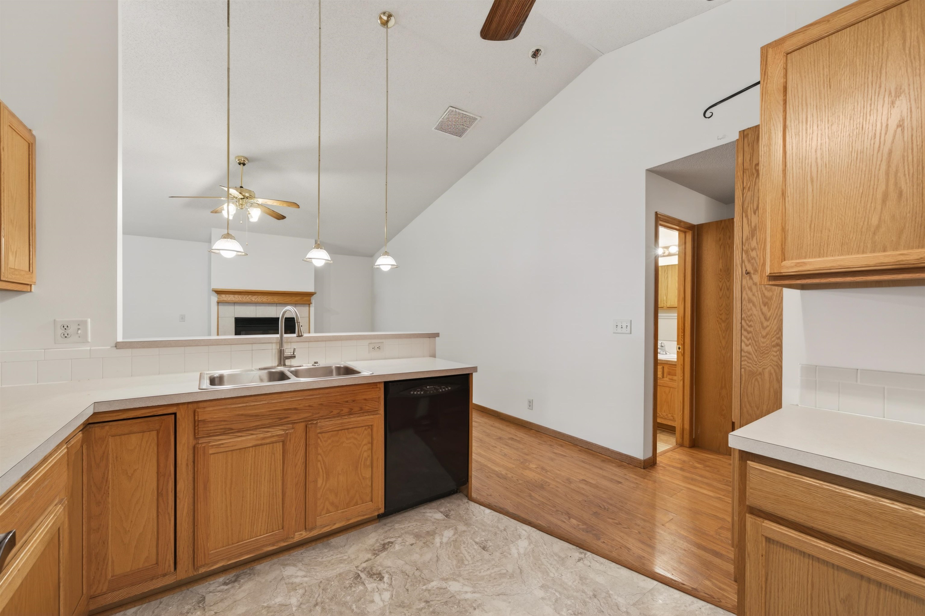 1938 N Burns Wichita KS 67203