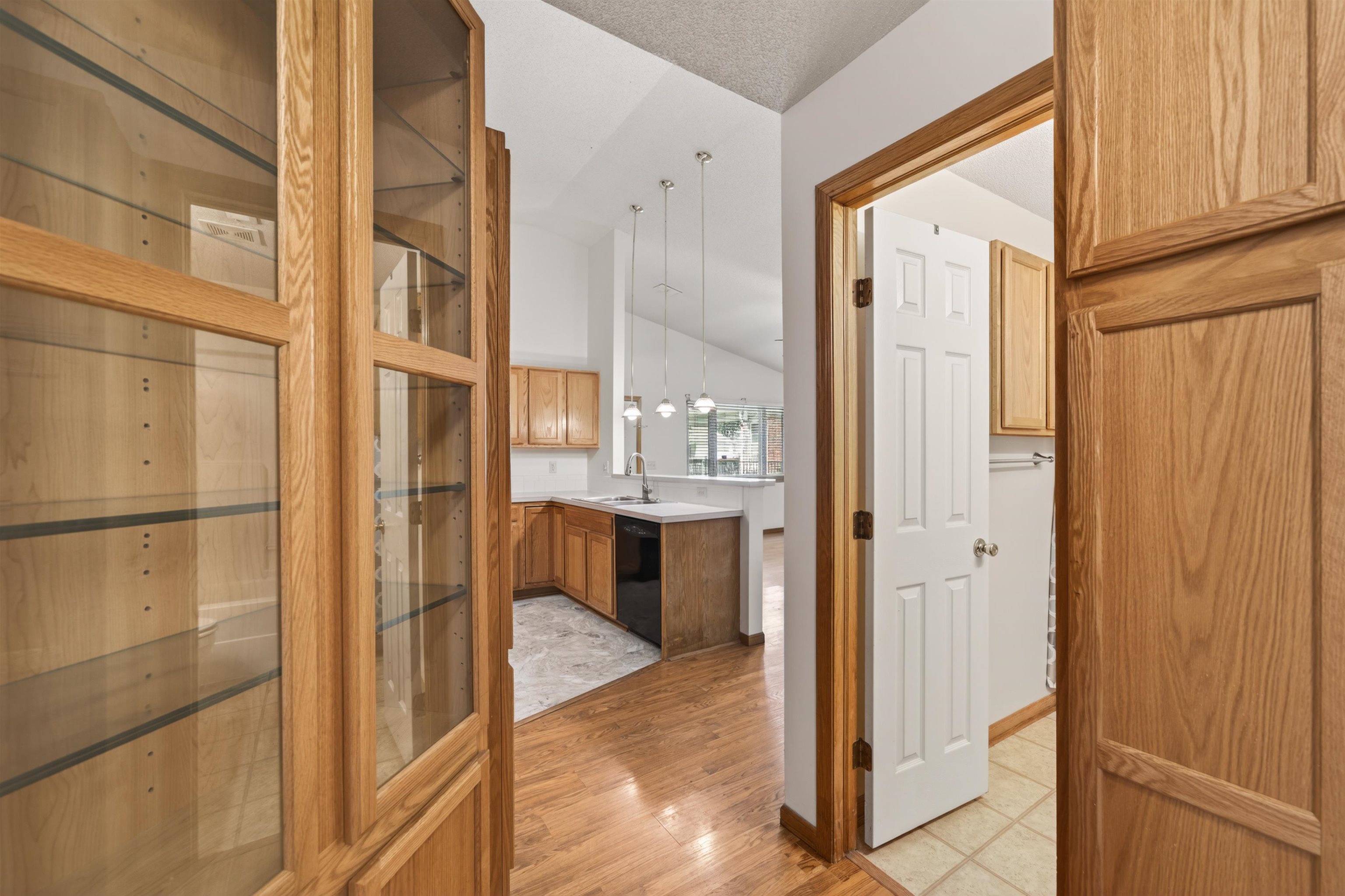 1938 N Burns Wichita KS 67203