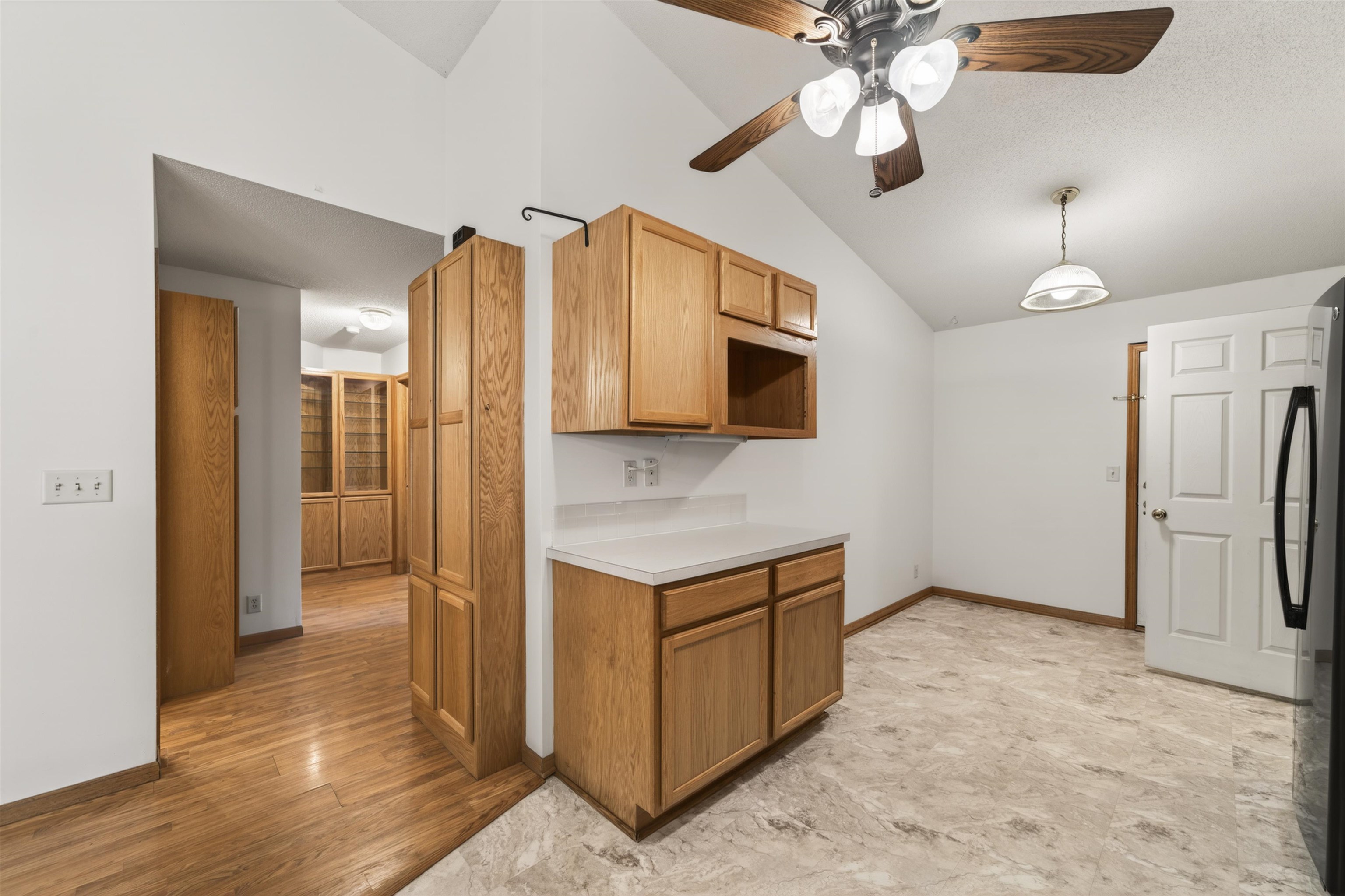 1938 N Burns Wichita KS 67203