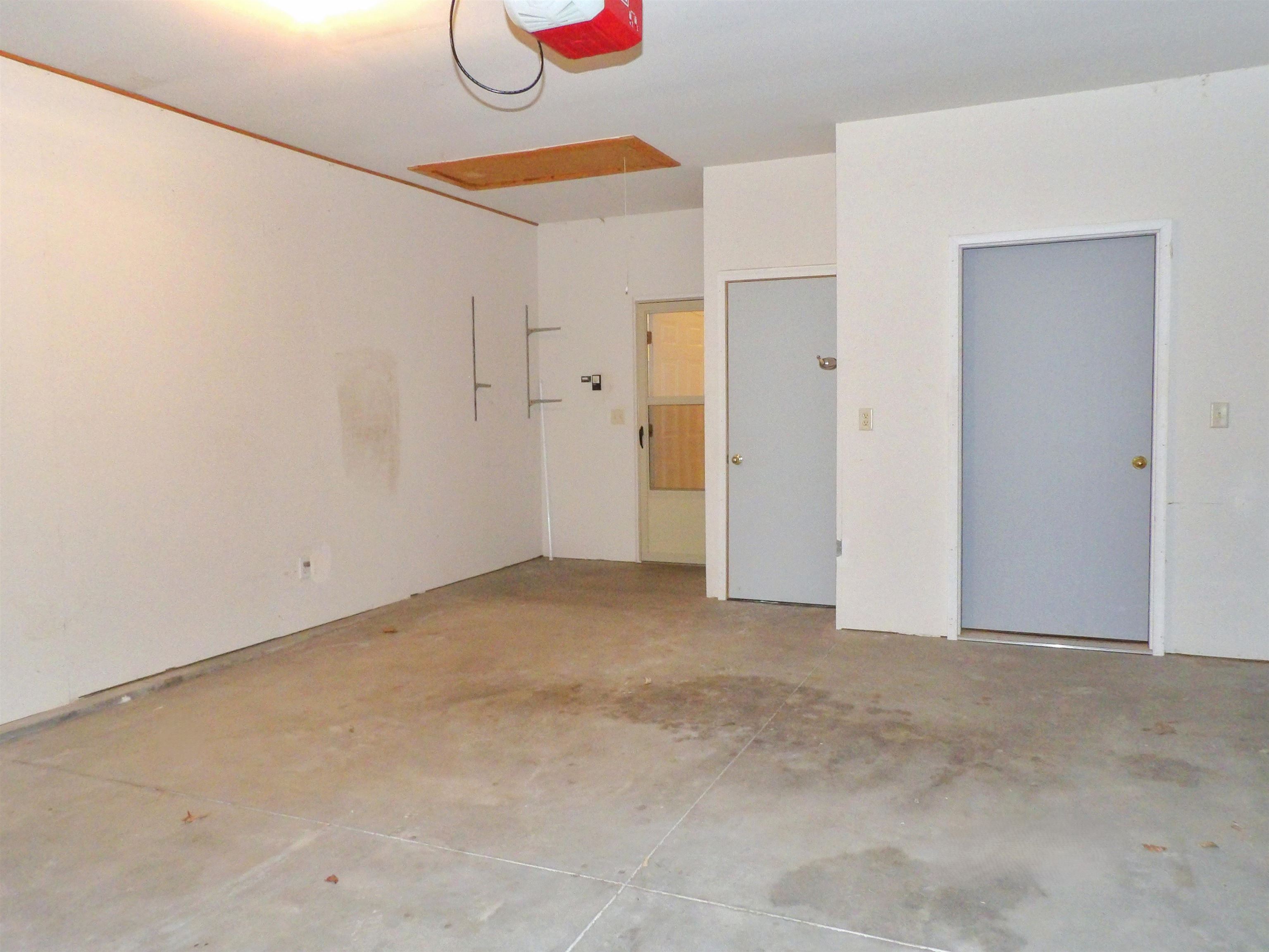 3121 W Westwind Bay Wichita KS 67205