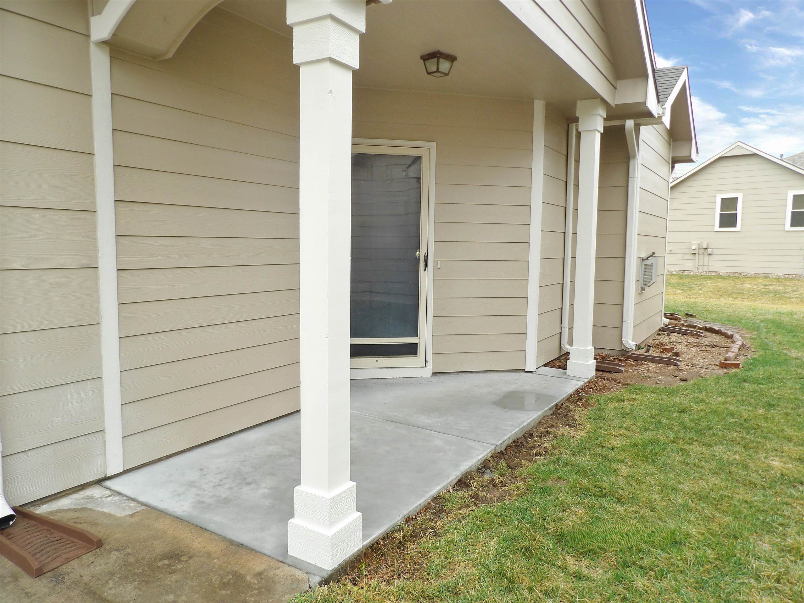 3121 W Westwind Bay Wichita KS 67205