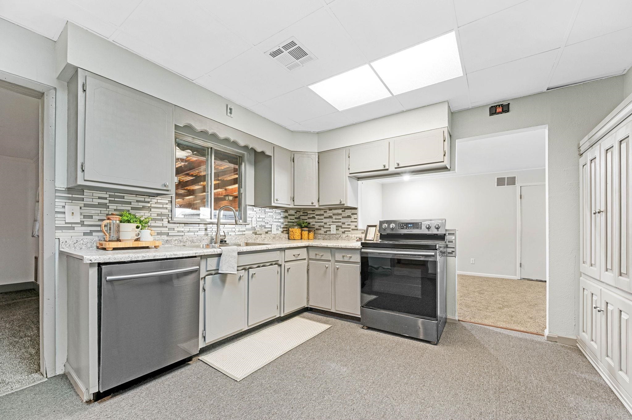 319 E 2nd Avenue Cheney KS 67025