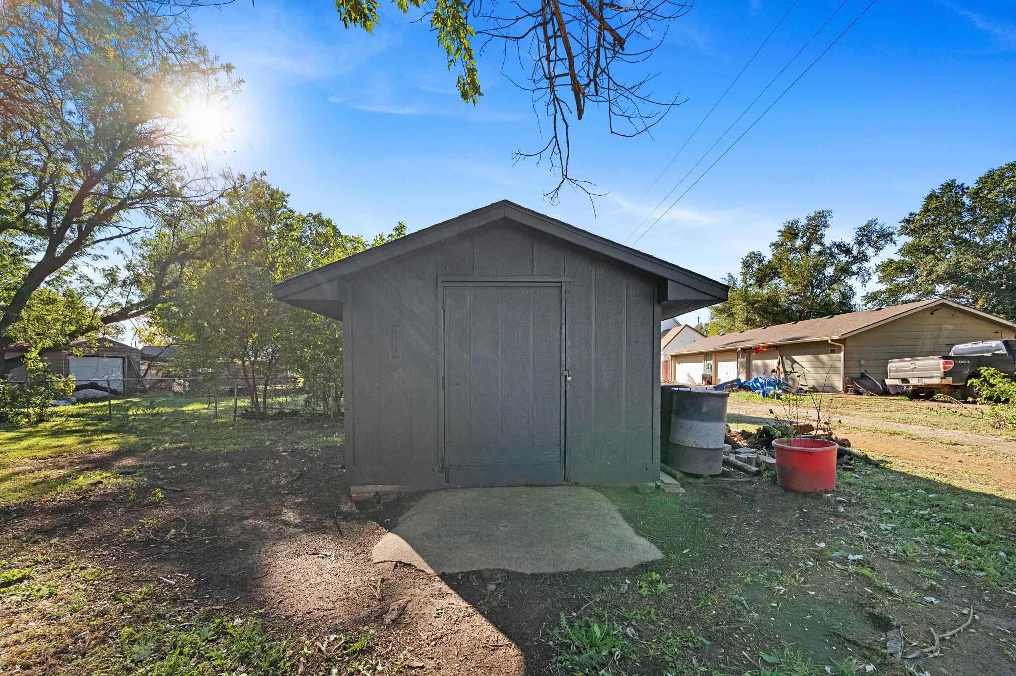 319 E 2nd Avenue Cheney KS 67025