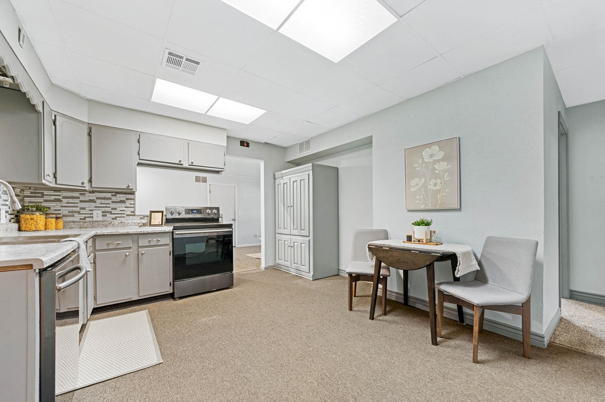 319 E 2nd Avenue Cheney KS 67025