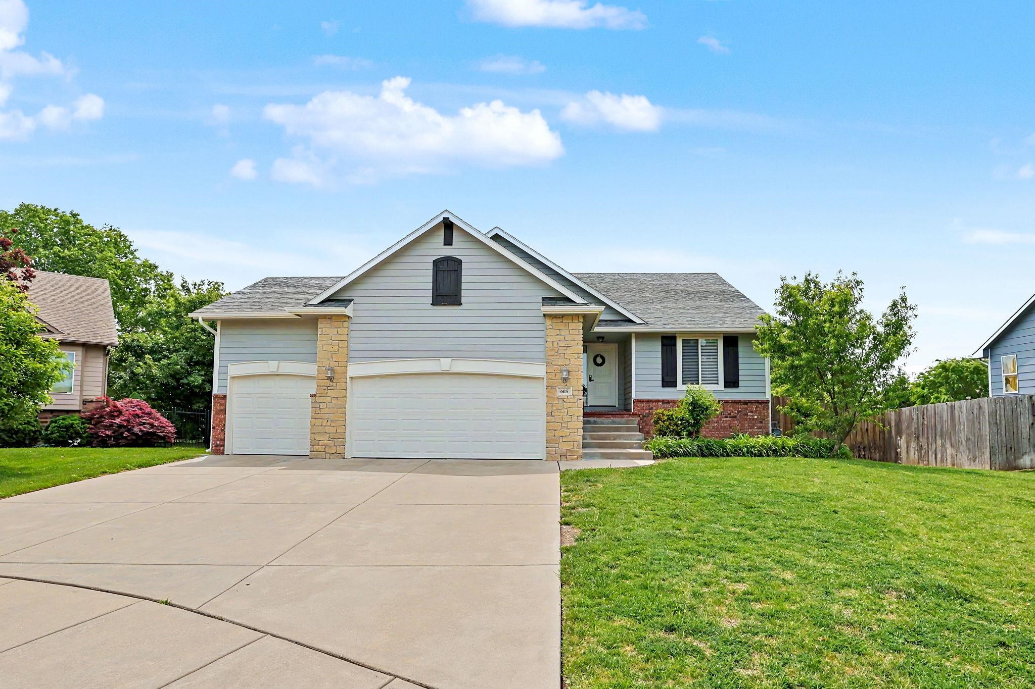 605 W Point Circle Andover KS 67002